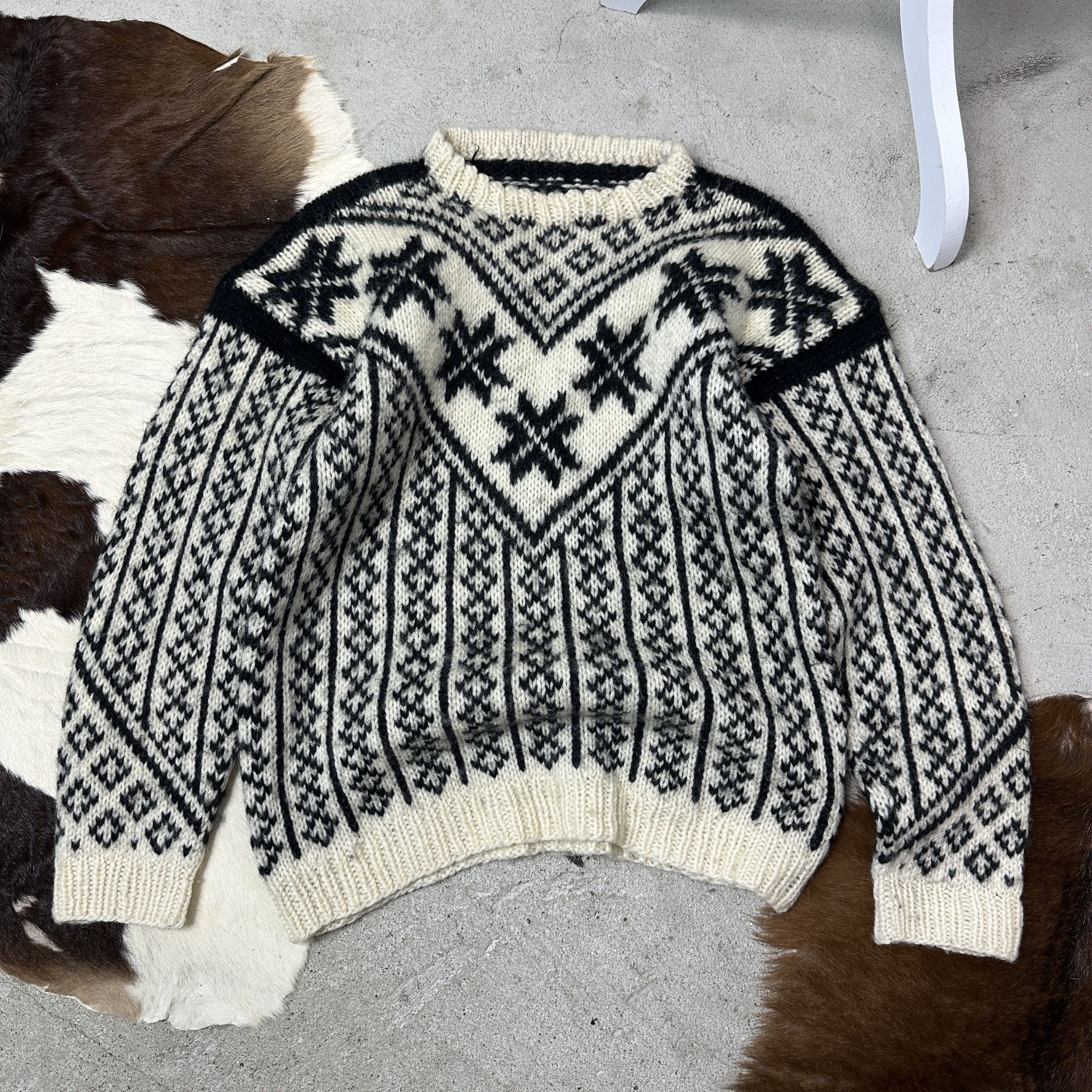 Vintage Vintage Woolen Norwegian Handmade Sweater Y2K Size M / US 6-8 / IT 42-44 - 2 Thumbnail