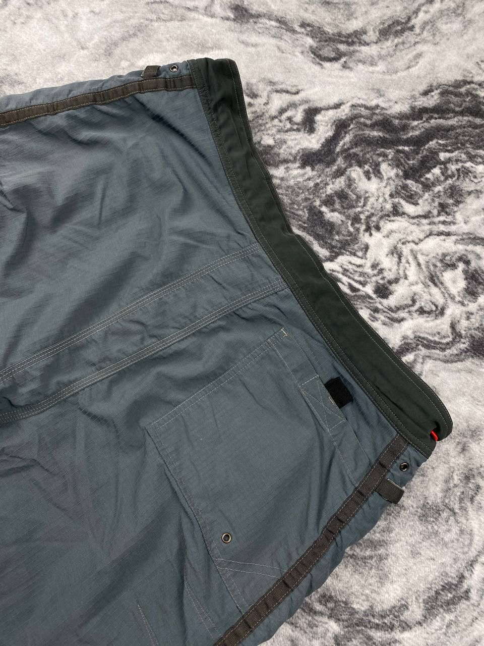 Oakley Vintage Oakley Software Tactical Combat Cargo Shorts Men Size US 36 / EU 52 - 11 Thumbnail
