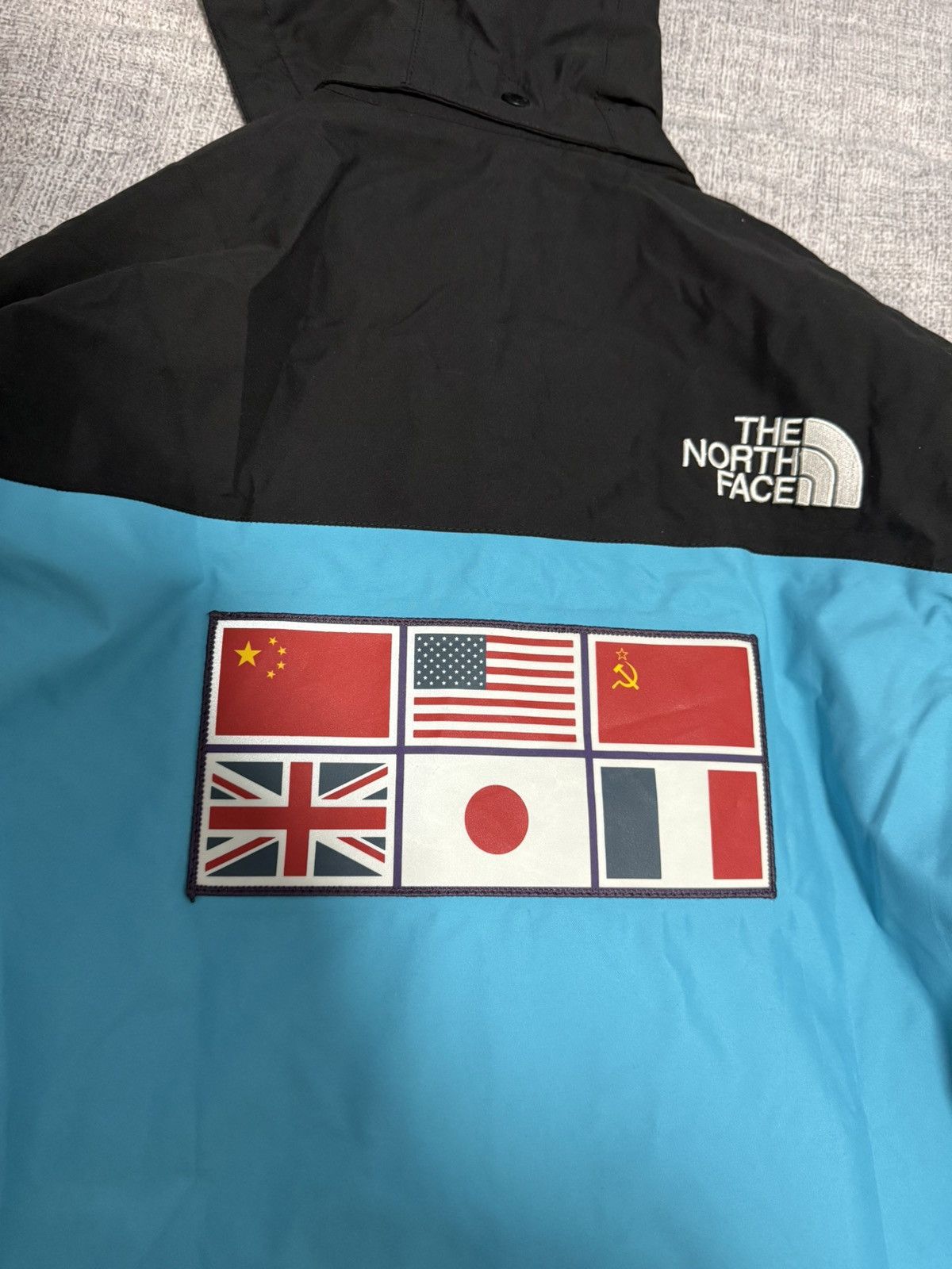 Supreme × The North Face Supreme tnf north face teal flag expedition coach Jacket Size US M / EU 48-50 / 2 - 7 Thumbnail