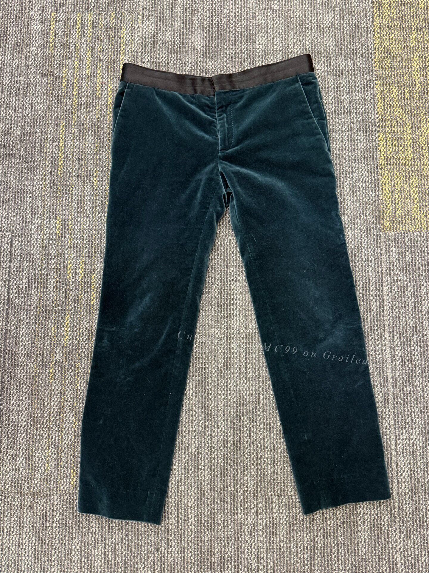 Haider Ackermann Haider Ackermann Velvet Cropped Pants Size US 34 / EU 50 - 1 Thumbnail
