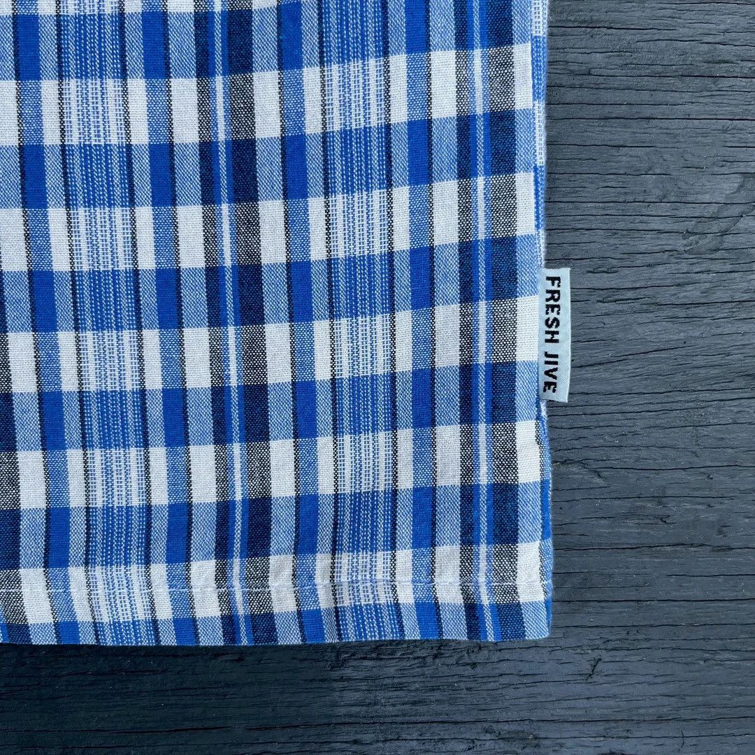 Freshjive Freshjive 1990 90s Vintage USA Made S/S Raw Vibes Shirt Size US XL / EU 56 / 4 - 3 Thumbnail