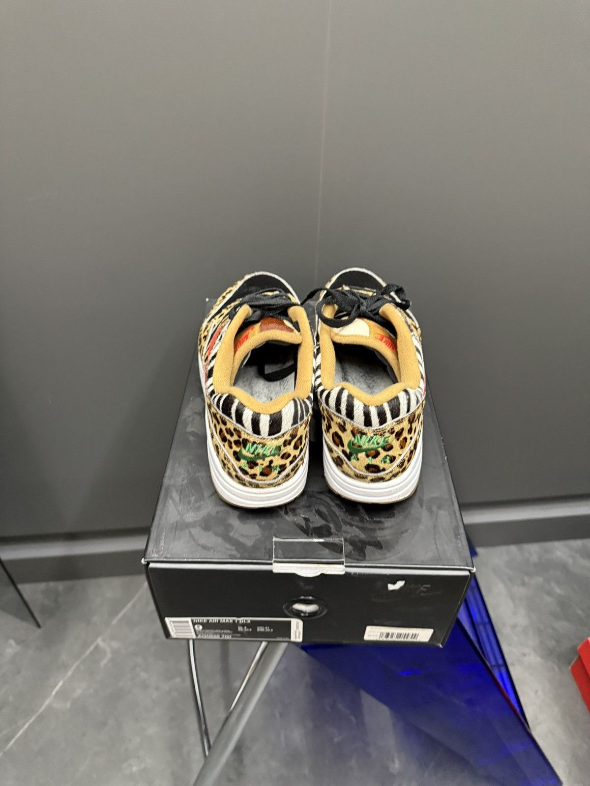 Nike × atmos Nike Air Max 1 Atmos Animal Pack 2.0 2018 AQ0928-700 Size 9 Size US 9 / EU 42 - 4 Thumbnail