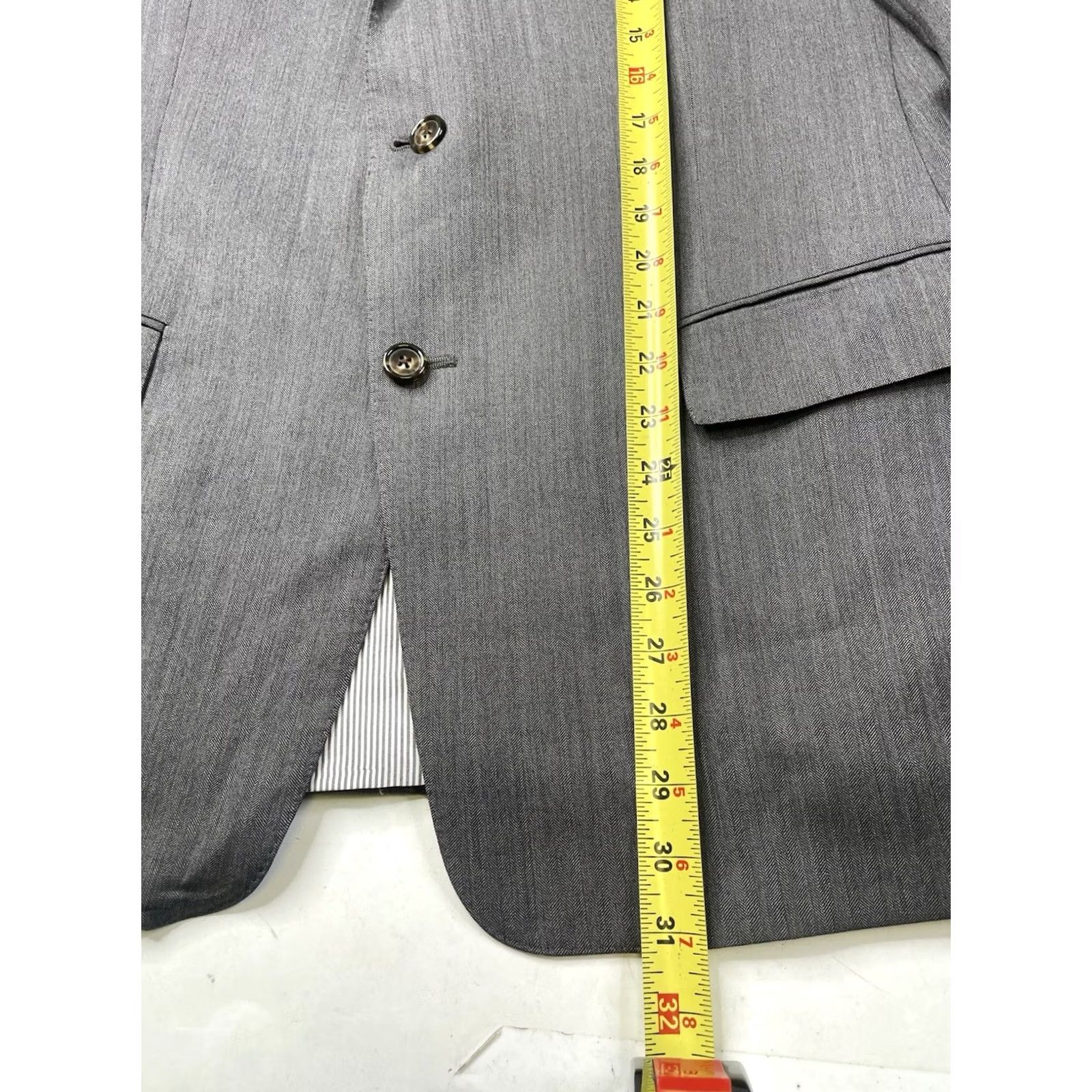 Todd Snyder Todd Snyder Mayfair Fit Blazer Jacket 44R Wool Gray Herringbone Double-Vented Notch Lapel Single-Breasted Two-Button Front Dress Coat Mens"} Size 44R - 6 Thumbnail