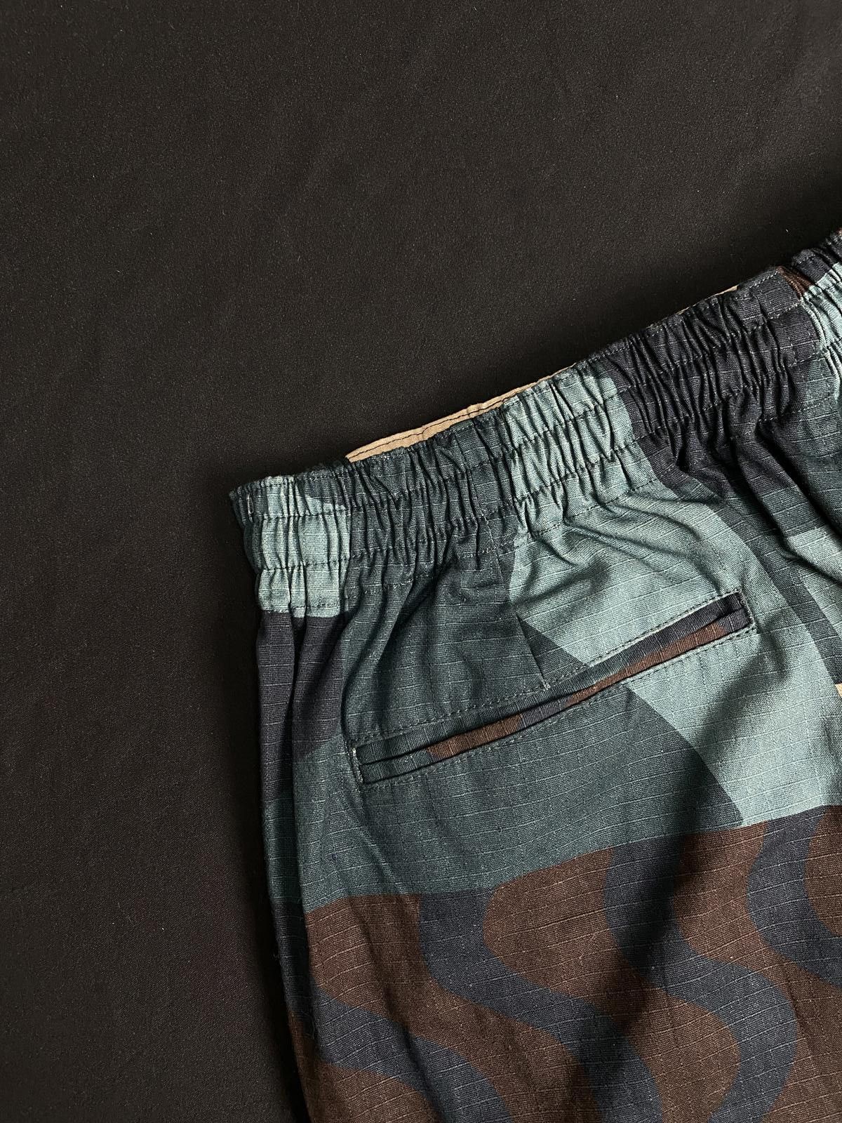 Parra Deadstock By Parra Distorted Camo Shorts Green Large Size US 32 / EU 48 - 7 Thumbnail
