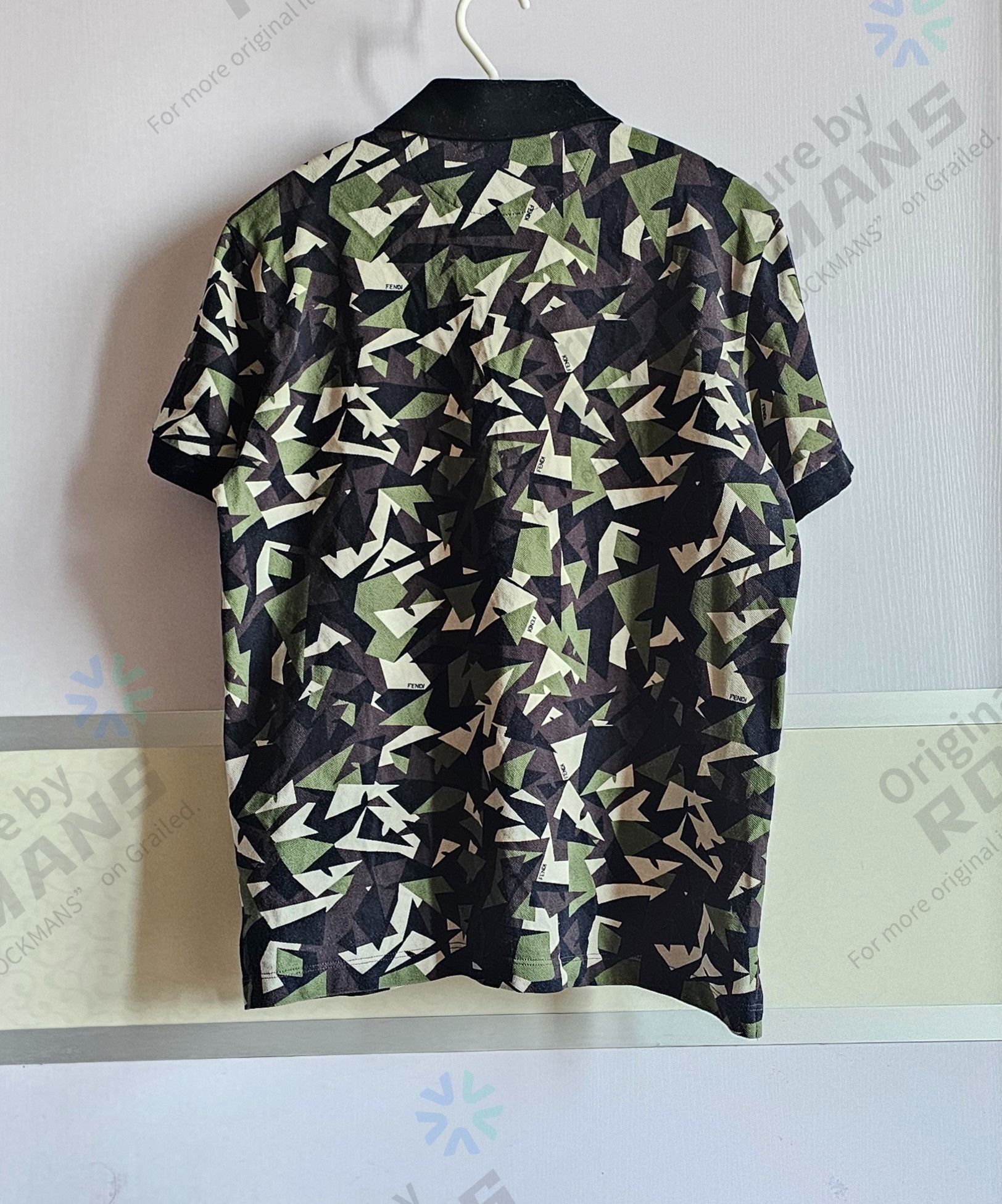 Fendi Fendi Unisex Geometric Camouflage Polo Shirts Size S Size US S / EU 44-46 / 1 - 3 Thumbnail