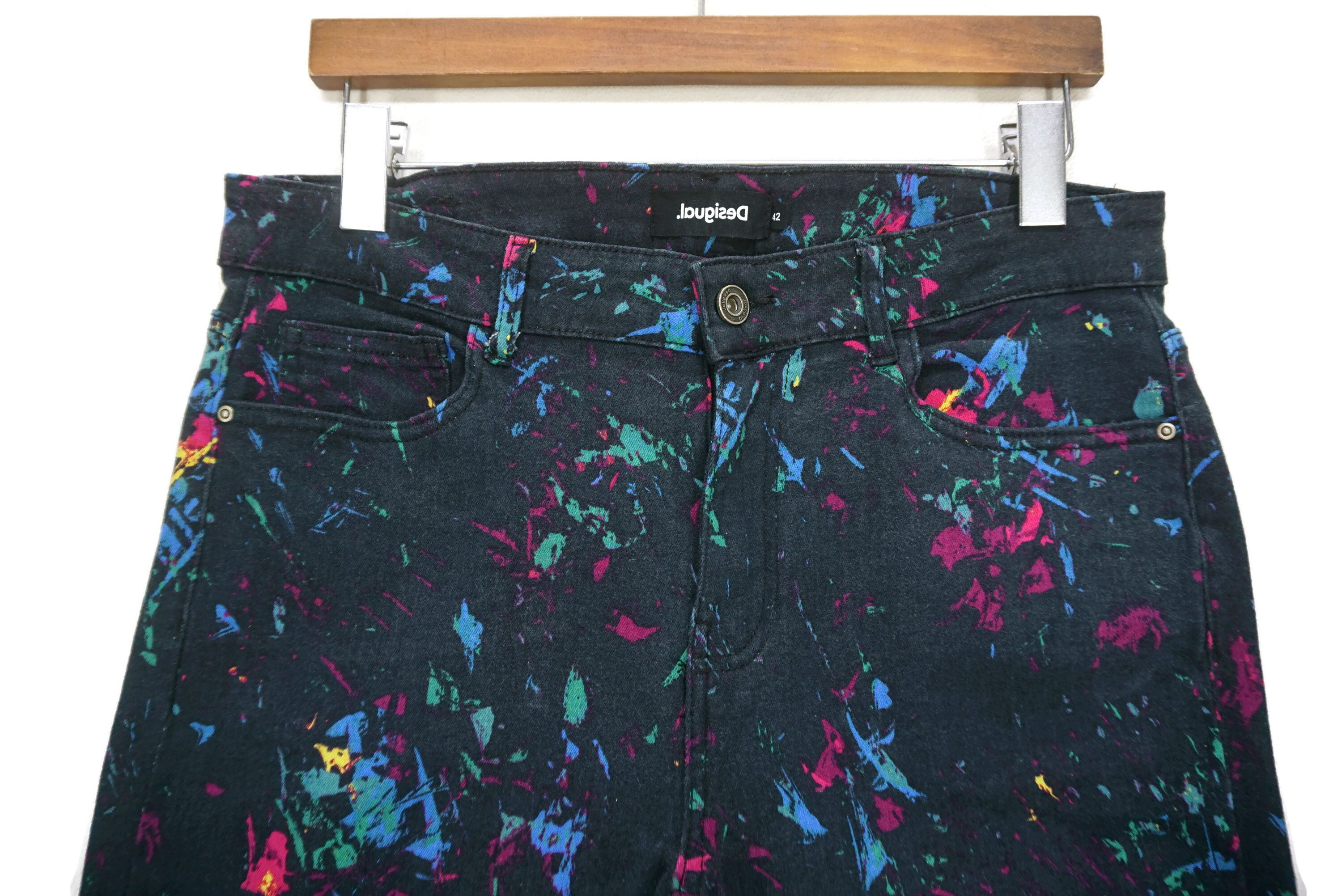 Desigual Paint Splashed Pants fit W32xL26.5 Desigual Cropped Jorts Size 32" / US 10 / IT 46 - 3 Thumbnail