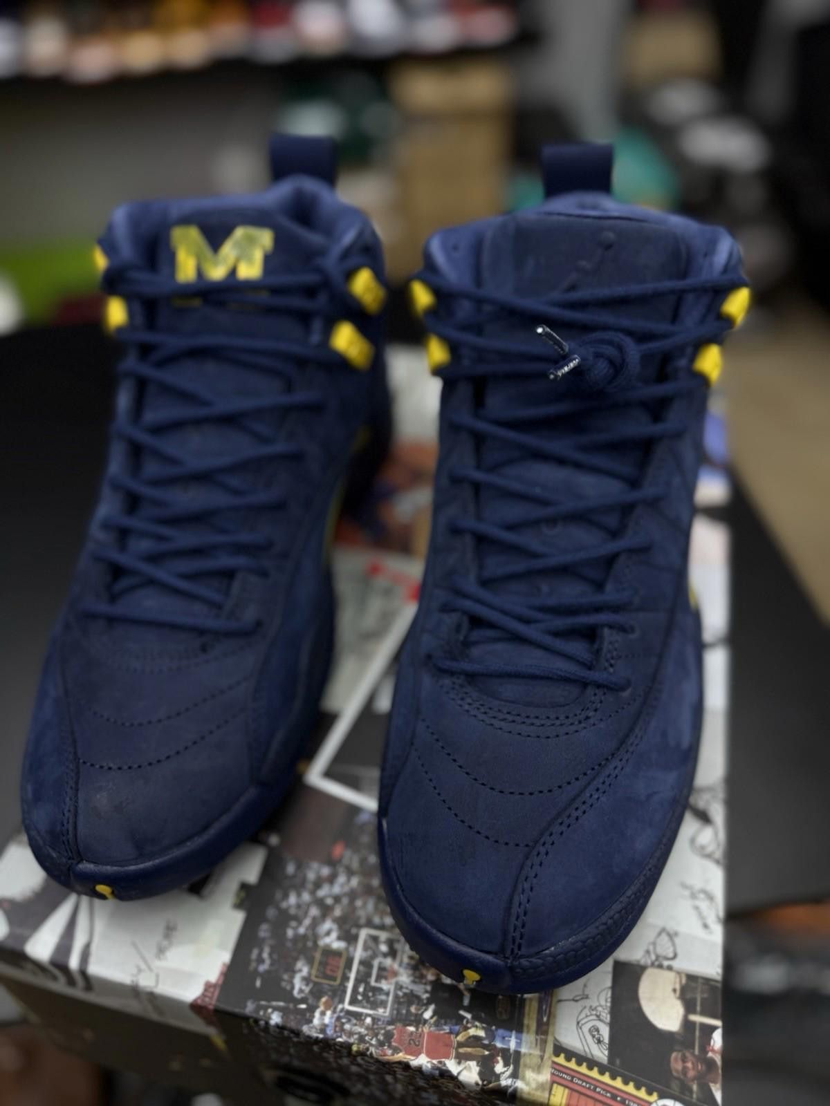 Jordan Brand Nike Air Jordan 12 Retro Michigan BQ3180-407 Men’s Size 8 Size US 8 / EU 41 - 6 Thumbnail