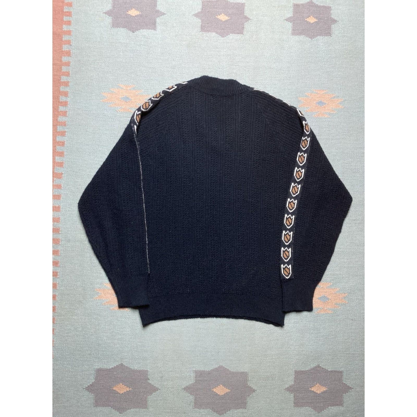 Vintage VINTAGE Robert Bruce Sweater Mens Knit V-Neck Acrylic Black Large 60s 70s Shaggy Pullover Size US L / EU 52-54 / 3 - 5 Thumbnail