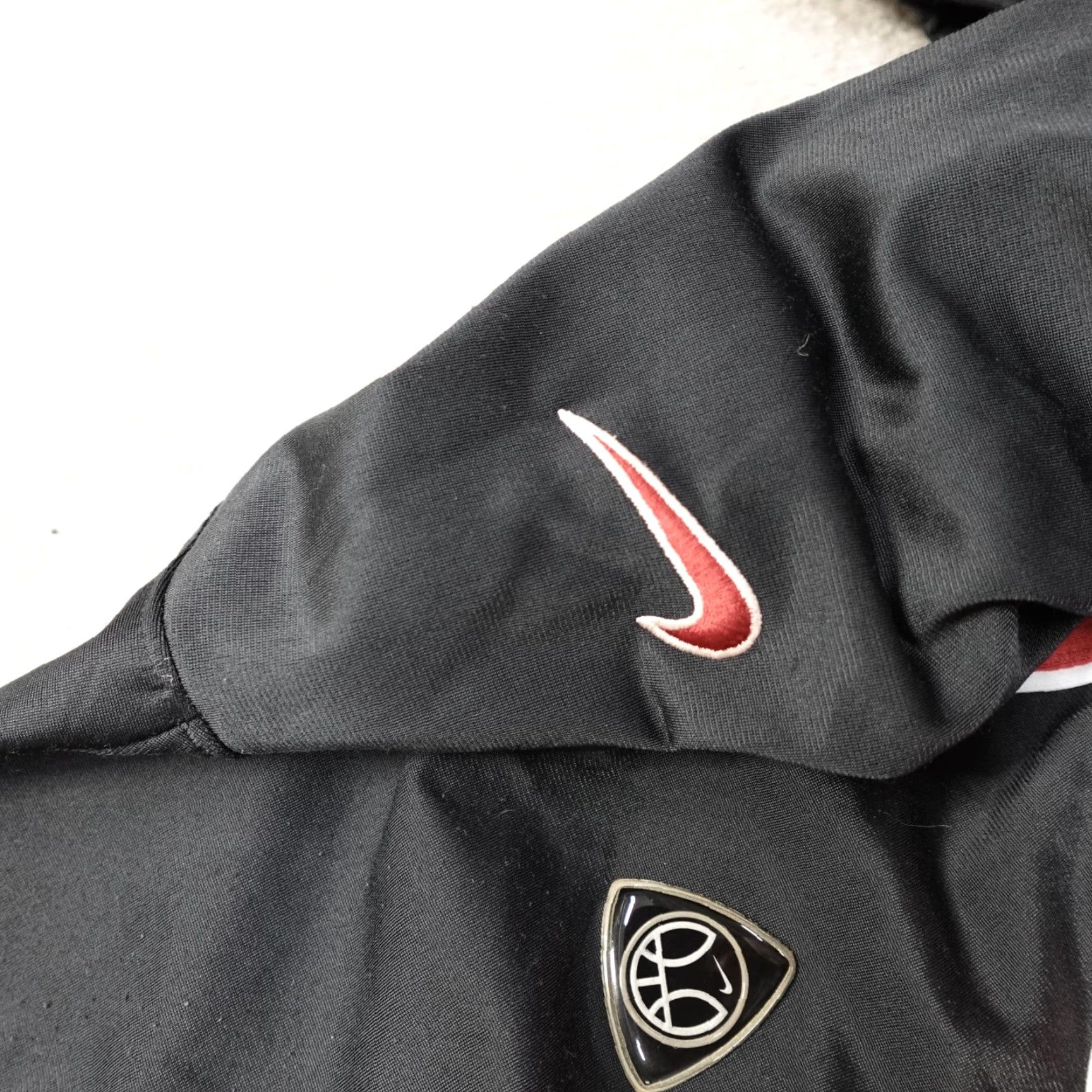 Nike VINTAGE Nike Elite Jacket Track Jacket 2XL Men Red Black - Nike Elite Running & Jogging Zip Short Sleeve? Size US XXL / EU 58 / 5 - 5 Thumbnail