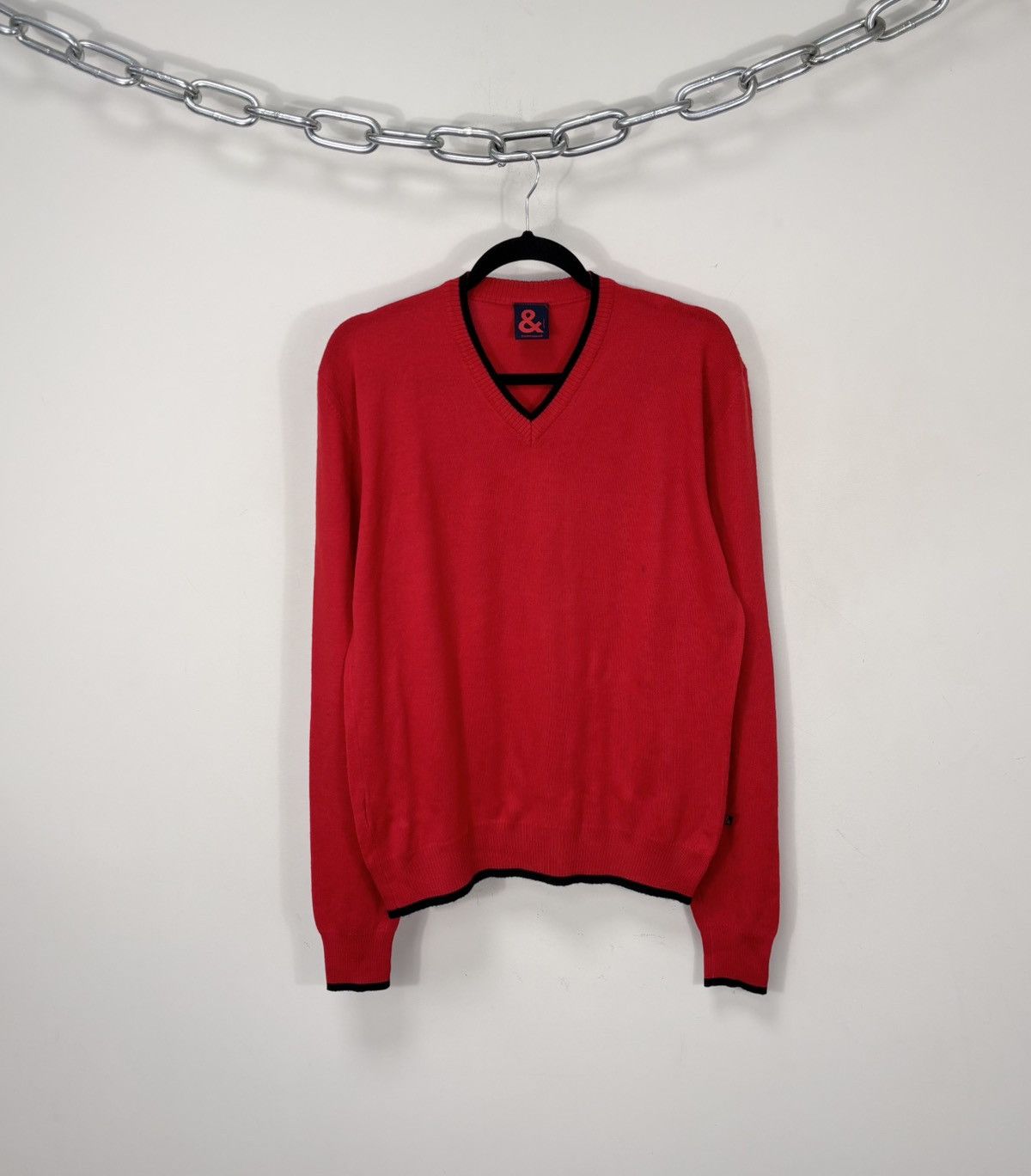 Dolce & Gabbana Vintage Dolce & Gabbana Men’s Red Wool Blend V-Neck Sweater Size US L / EU 52-54 / 3 - 1 Thumbnail