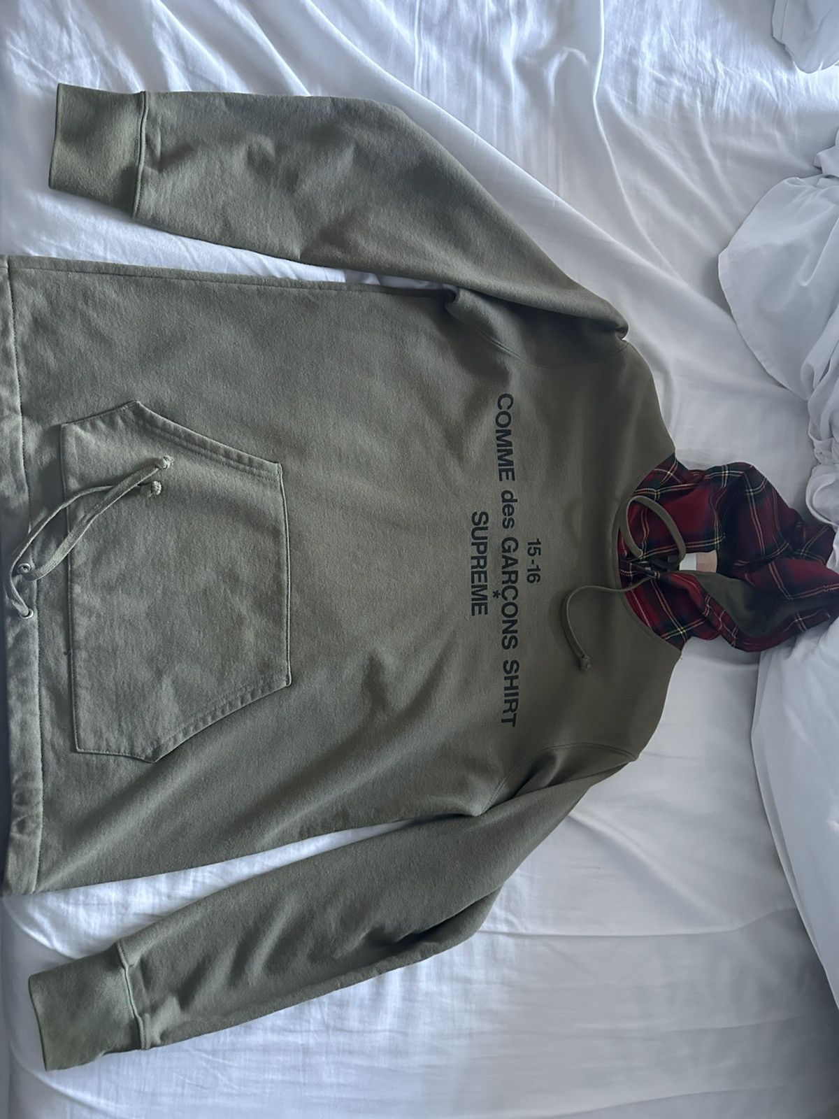Comme des Garcons SHIRT × Supreme Supreme x CDG FW15 Olive hoodie Size US S / EU 44-46 / 1 - 1 Thumbnail