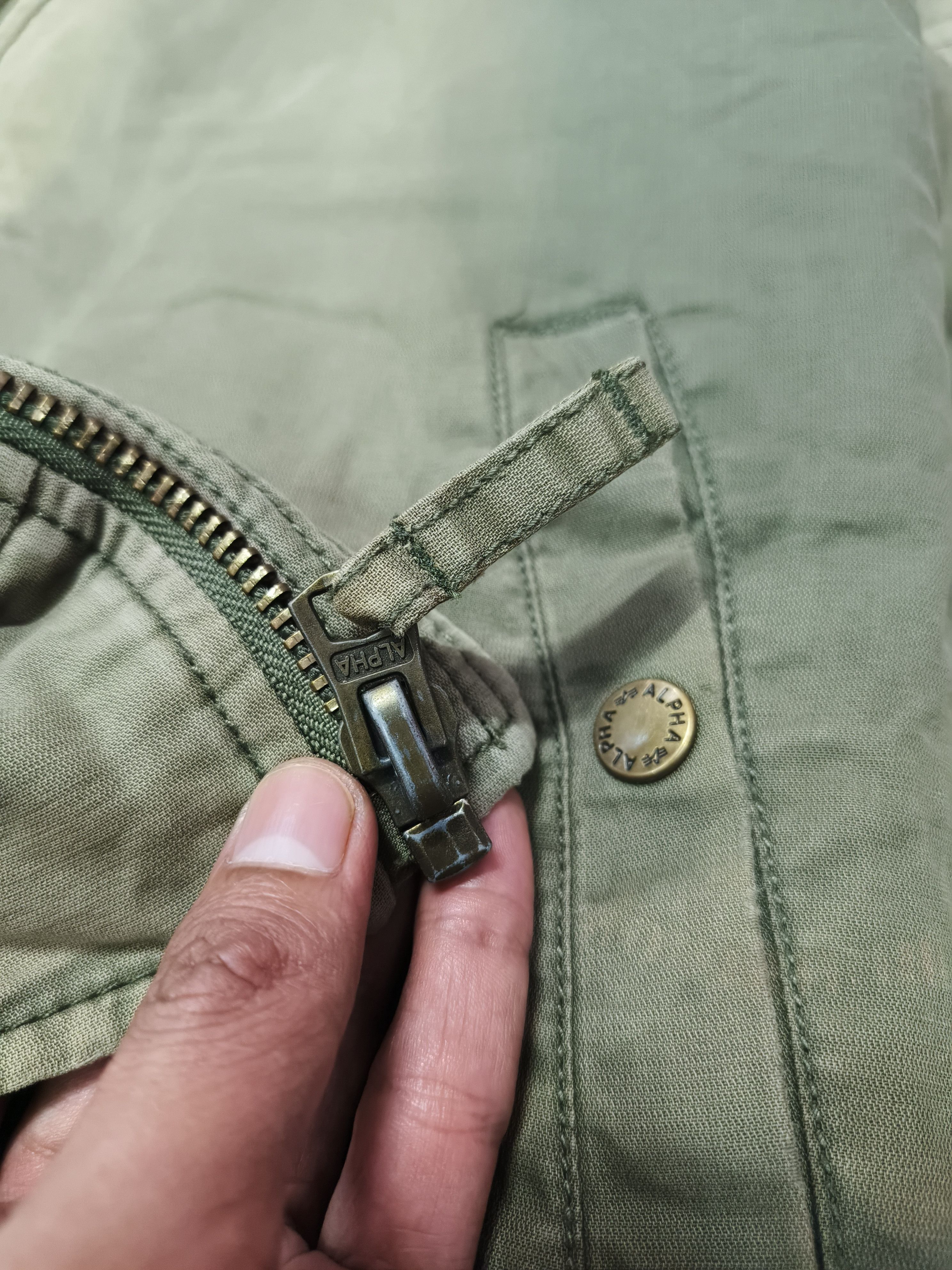 Alpha Industries Alpha Industries Nose Dive Bomber Jacket Distressed Faded Size US XS / EU 42 / 0 - 7 Thumbnail