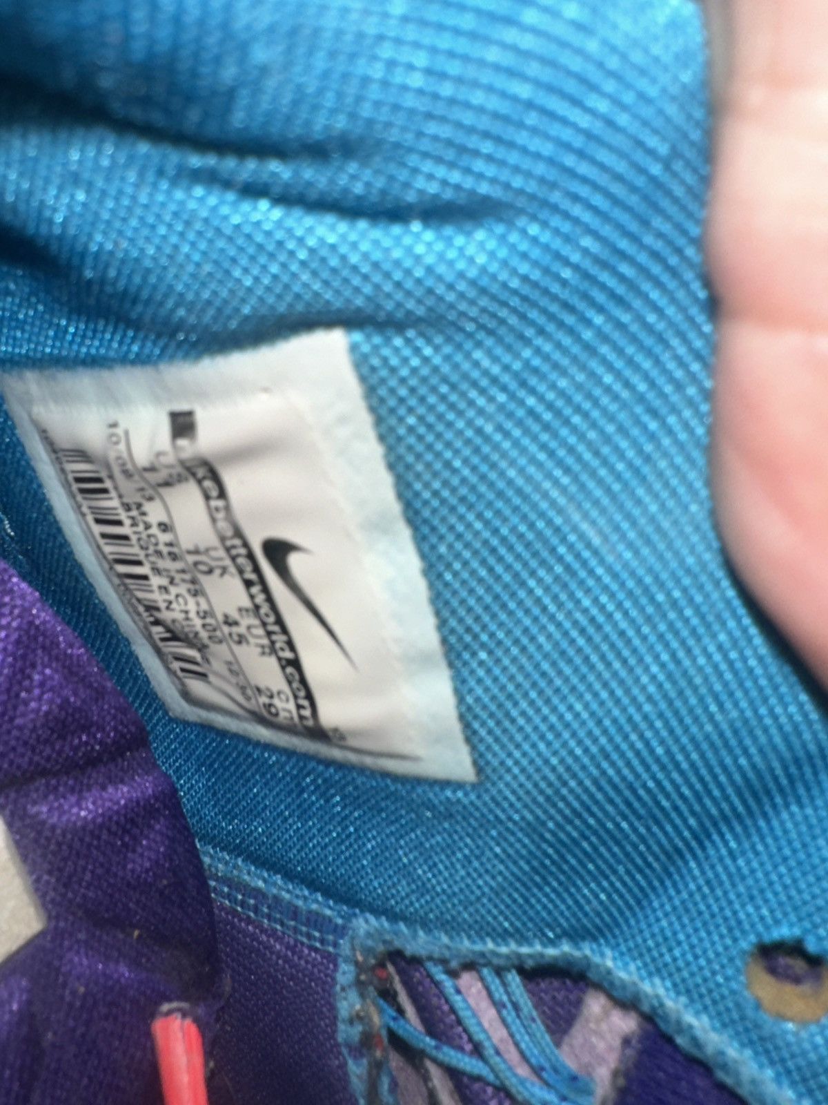 Nike Lebron 11 Hornet Size US 11 / EU 44 - 4 Thumbnail