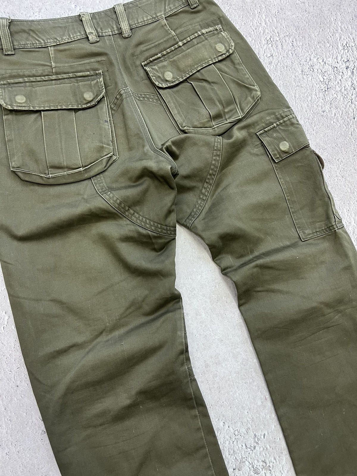 Issey Miyake × Japanese Brand × Tete Homme 2000s Tete Home Multipocket Bondage Cargo Pants Size US 30 / EU 46 - 9 Thumbnail