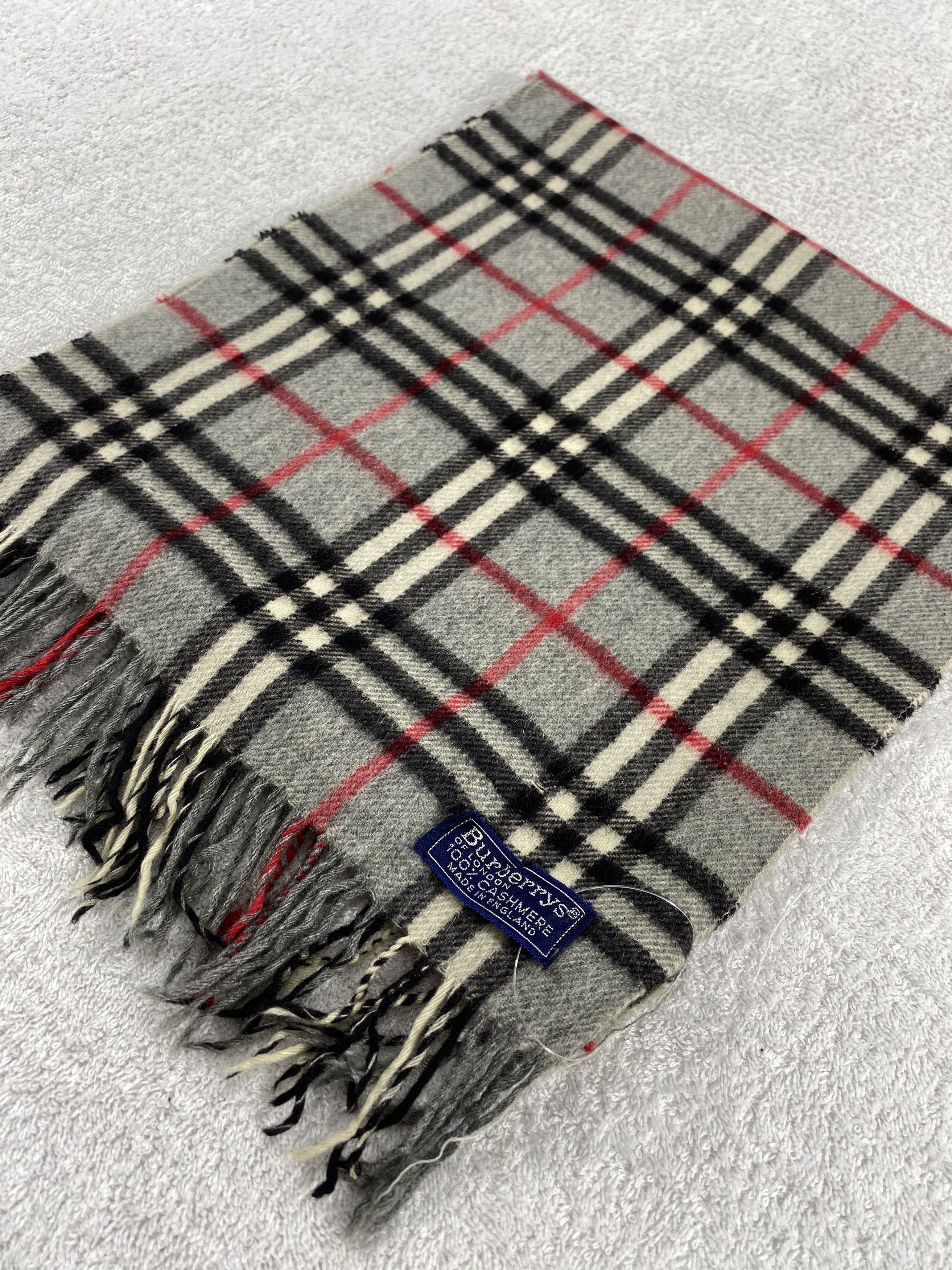 Burberry Vintage Burberry Scarf/Muffler/Neckwear MF608 Size ONE SIZE - 3 Thumbnail