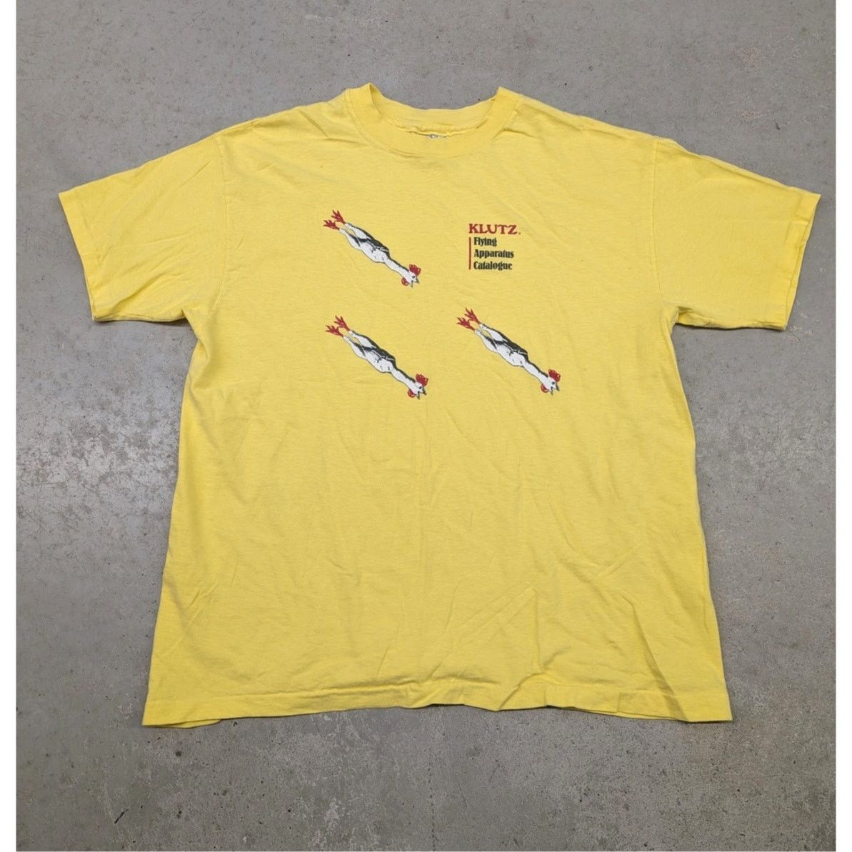 Hanes × Vintage Vintage Klutz Flying Apparatus Catalogue art t-shirt Size US XL / EU 56 / 4 - 1 Thumbnail