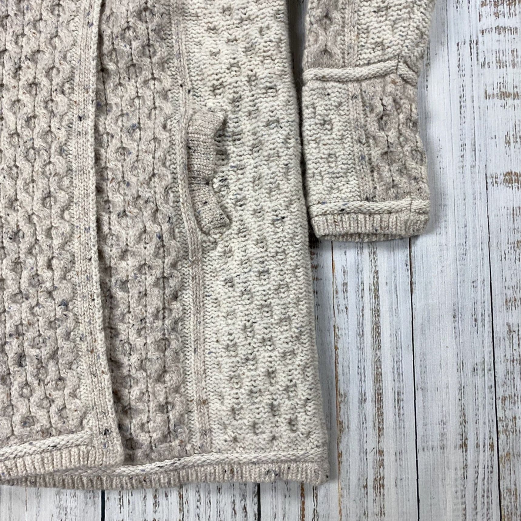 Vintage VINTAGE Aran Crafts 100% Merino Wool Cardigan Sweater Long Sleeve Oatmeal Beige Womens L Size L / US 10 / IT 46 - 3 Thumbnail