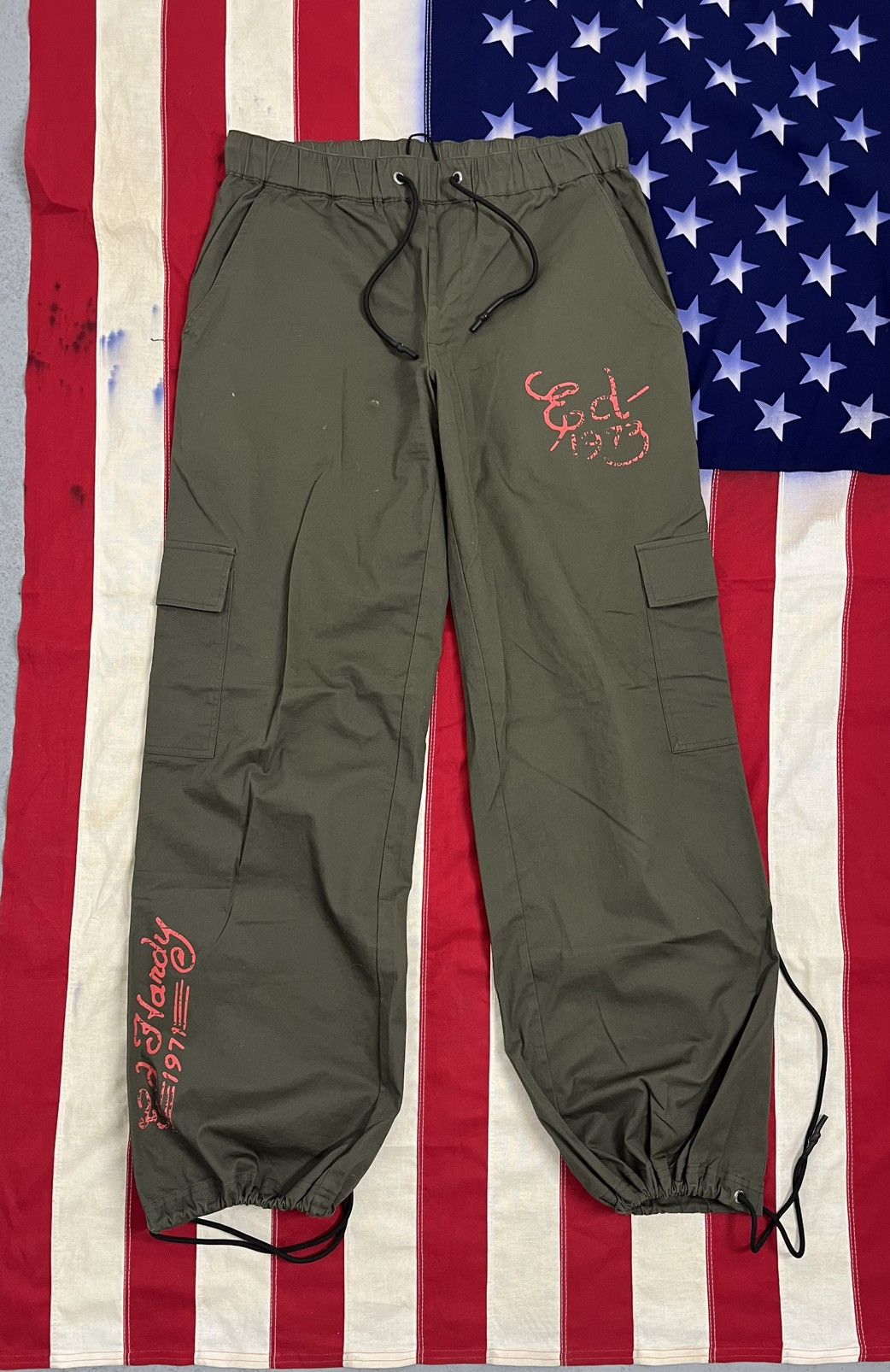 Ed Hardy Ed Hardy khaki cargo pants "Koi Leaper" Size US 38 / EU 54 - 2 Thumbnail
