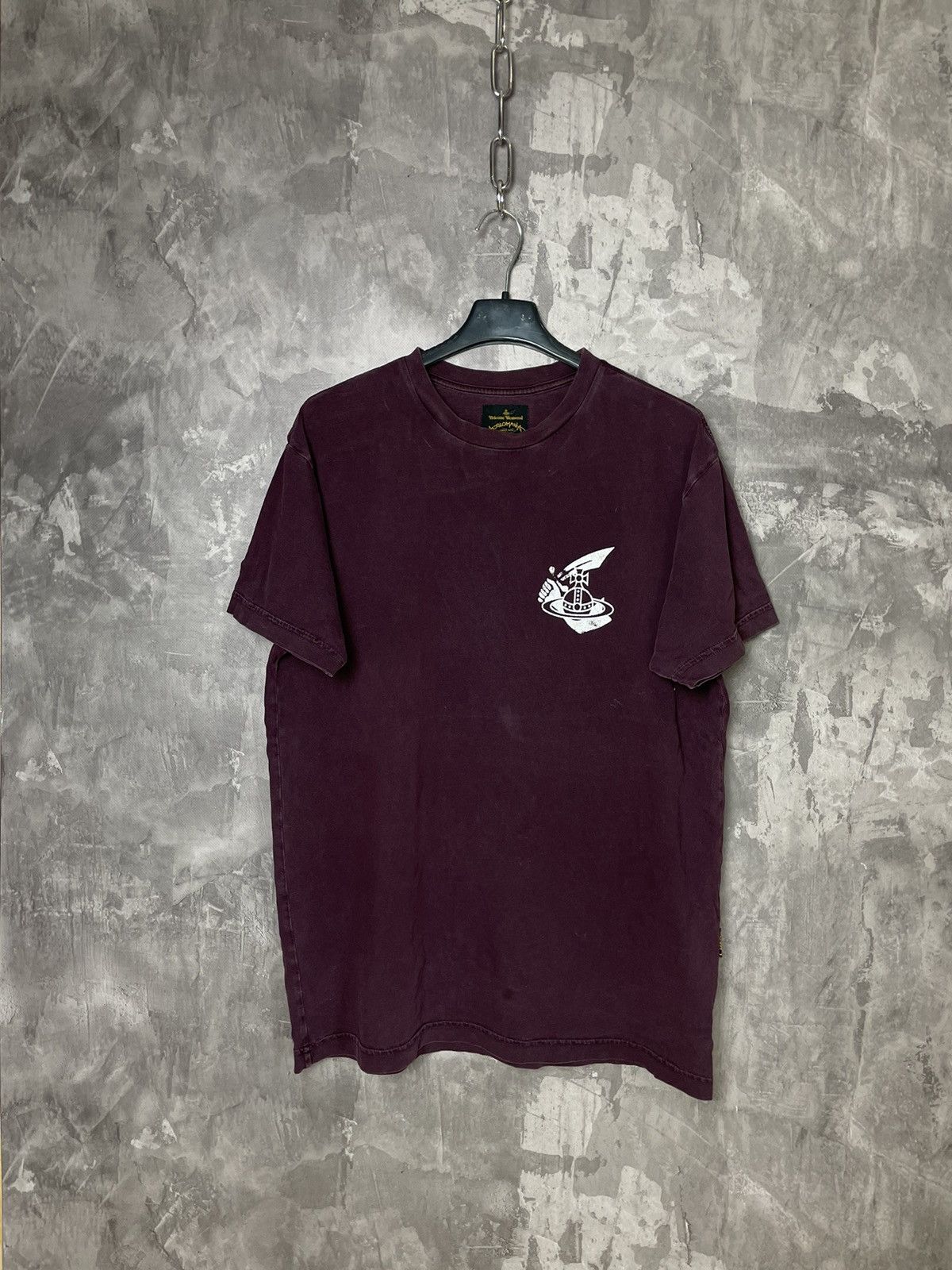 Vivienne Westwood Vintage Vivienne Westwood big logo Y2K Faded t-shirt Size US S / EU 44-46 / 1 - 1 Thumbnail