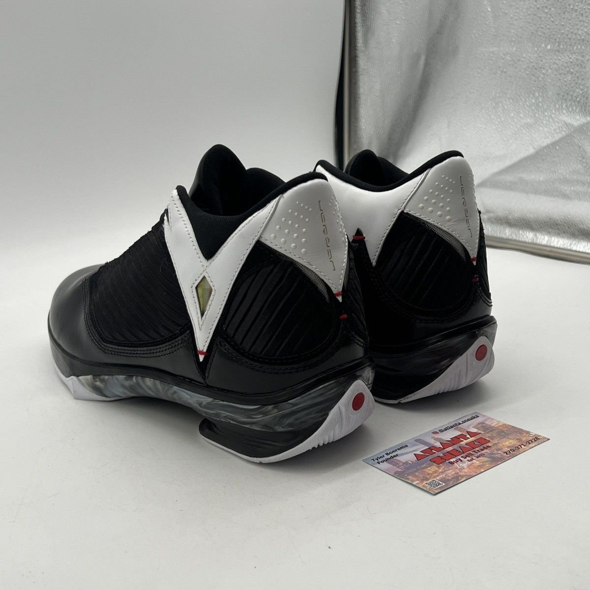 Jordan Brand Air Jordan 2009 black white Size US 10.5 / EU 43-44 - 4 Thumbnail