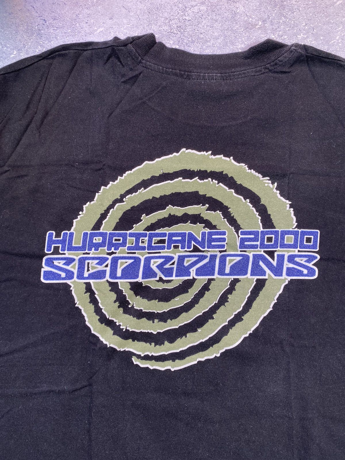 Band Tees Vintage Rock You Like A Hurricane Scorpions Band 2000s Size US XL / EU 56 / 4 - 3 Thumbnail