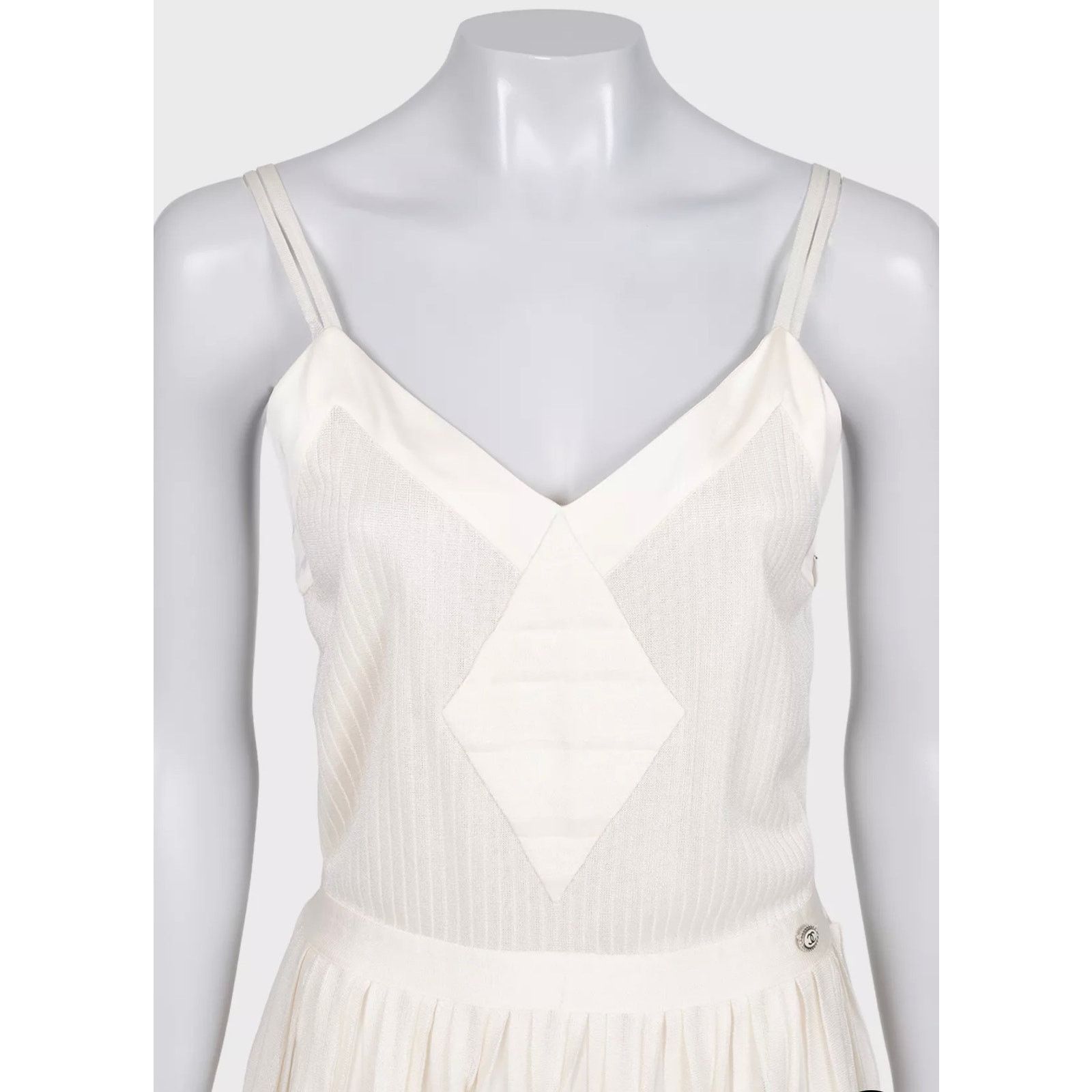 Chanel Stunning Chanel White Dress Sz.40 | L Size M / US 6-8 / IT 42-44 - 4 Thumbnail