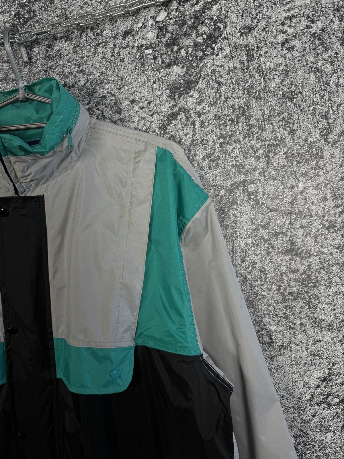 Umbro UMBRO Vintage Nylon Jacket Windbreaker Retro 90s Size L Size US L / EU 52-54 / 3 - 2 Thumbnail