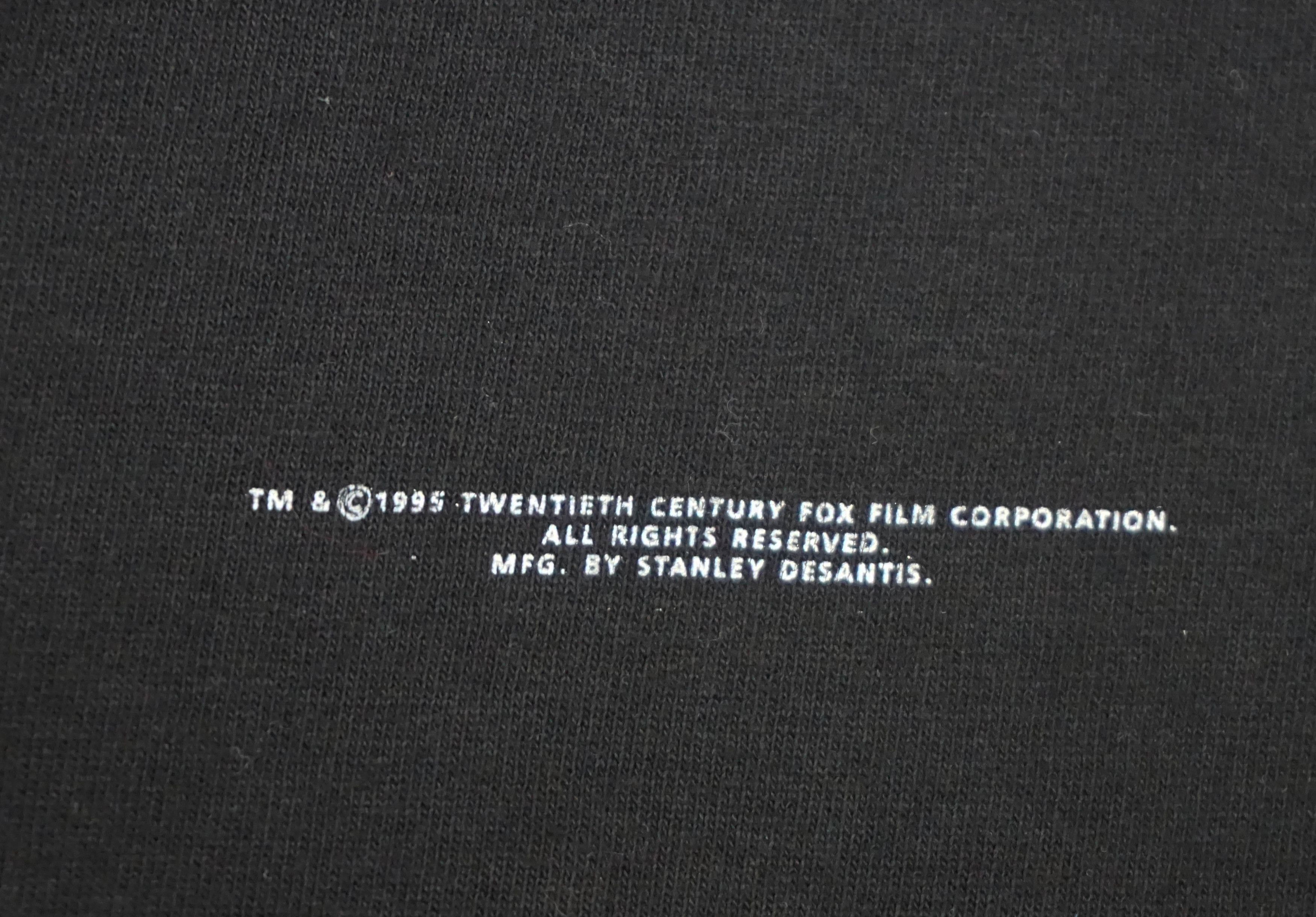 Vintage 90's The X-Files "Trust no one" T-shirt Size US L / EU 52-54 / 3 - 6 Thumbnail