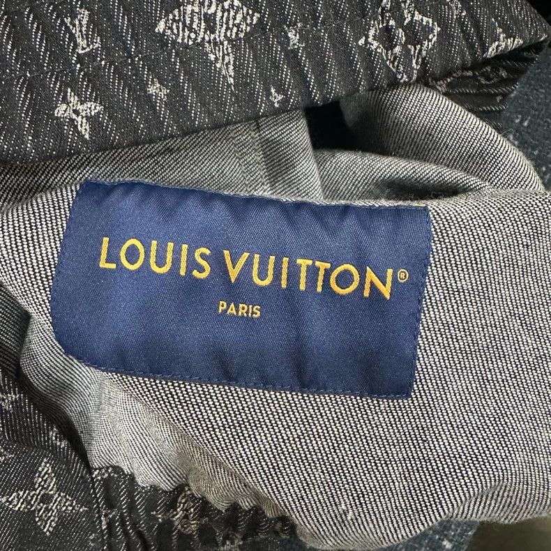 Louis Vuitton Louis Vuitton Gypsophila Logo Denim Jacket 2505-Nextarrow Size US S / EU 44-46 / 1 - 6 Thumbnail