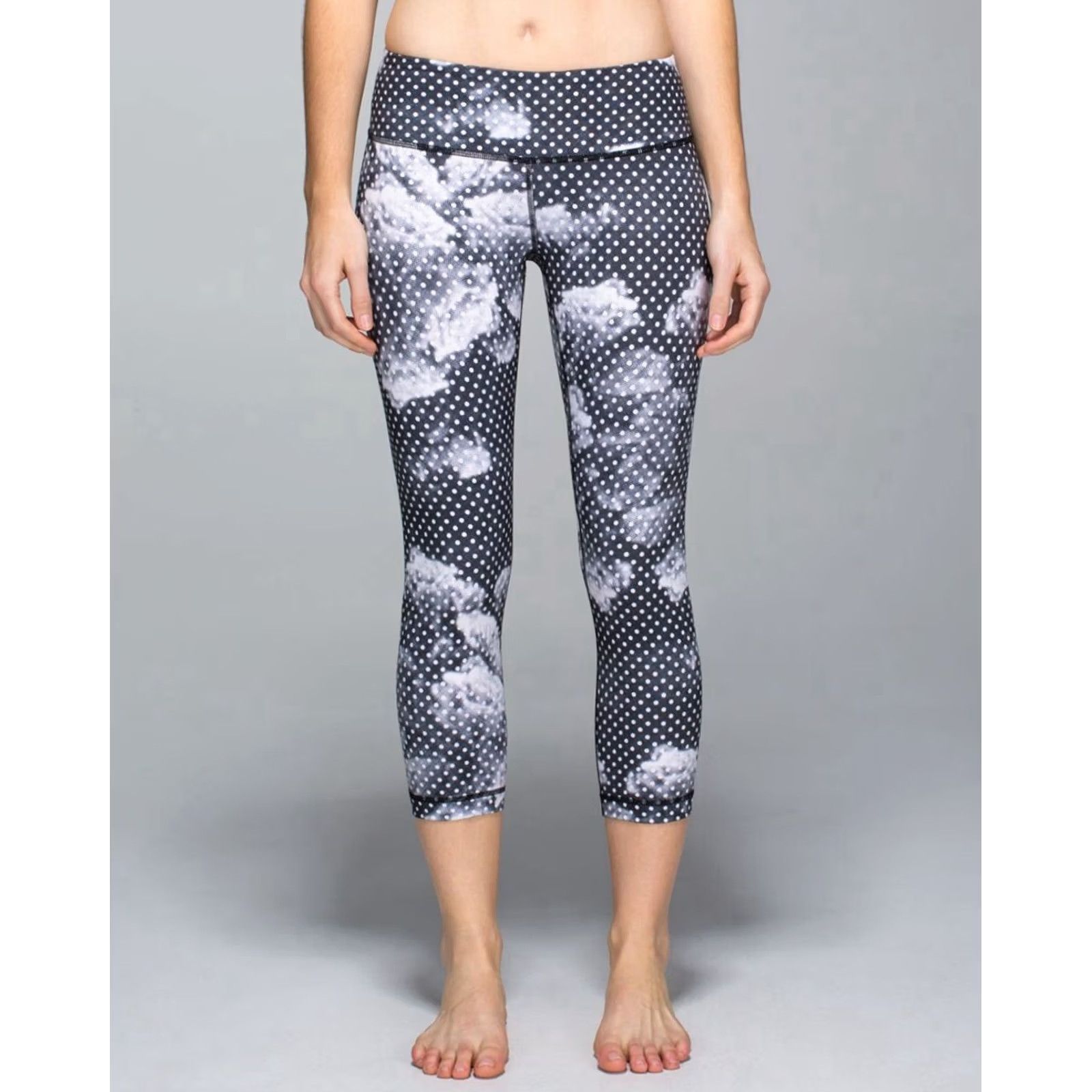 Lululemon Lululemon Wunder Under Crop II Luon Dottie Dream Rose Neutral Blush Black Size 8 Women's Leggings Size ONE SIZE - 2 Thumbnail