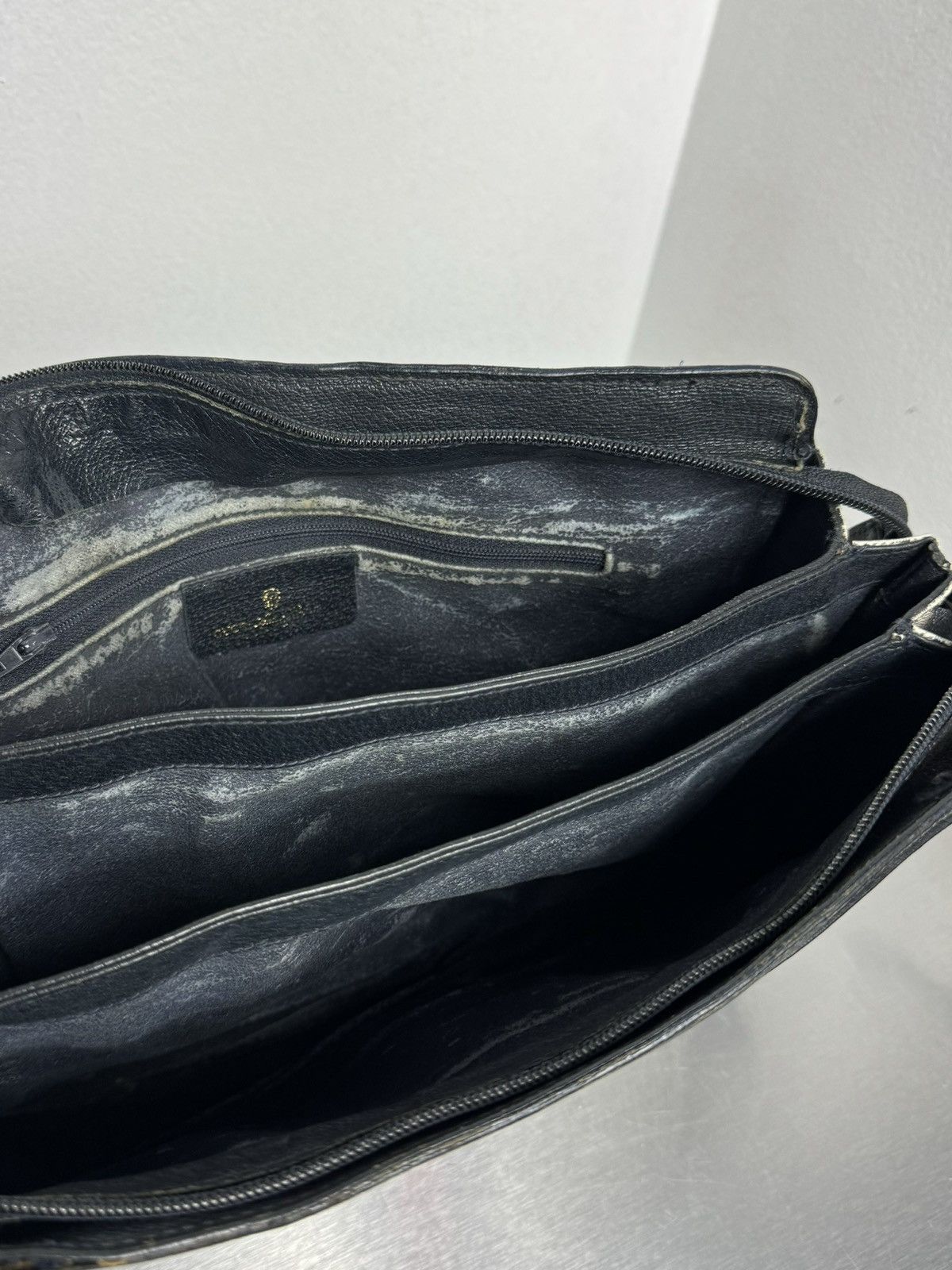 Gucci × Vintage Vintage Gucci Sherry Line Monogram Navy Shoulder Bag Size ONE SIZE - 12 Thumbnail