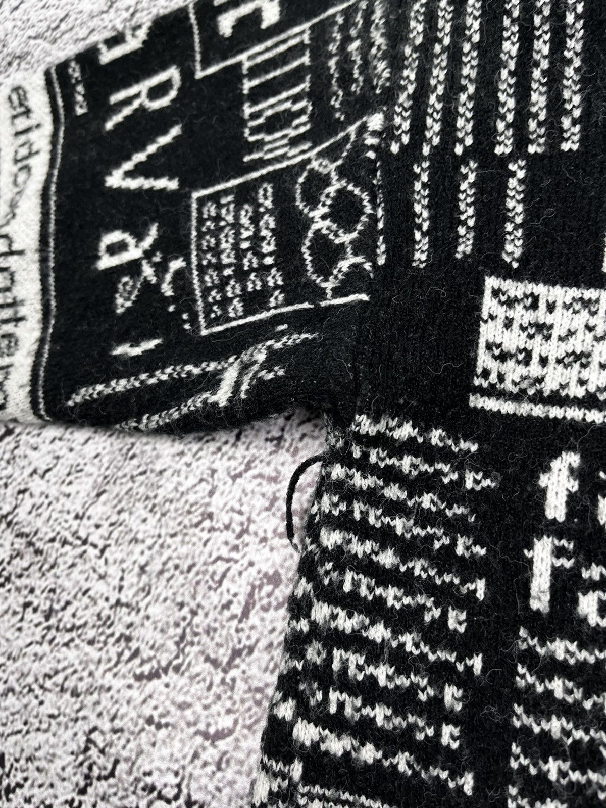 Vintage Vintage Y2K all over gazette style sweater streetwear size L Size US L / EU 52-54 / 3 - 5 Thumbnail