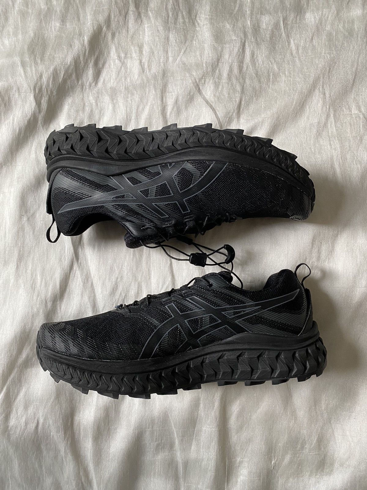 Asics ASICS Trabuco Max trail runner Size US 10.5 / EU 43-44 - 2 Thumbnail