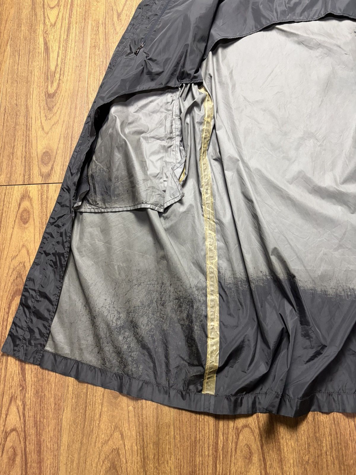Prada 2000s Prada Sport Nylon Long Coat Jacket Size US M / EU 48-50 / 2 - 15 Thumbnail