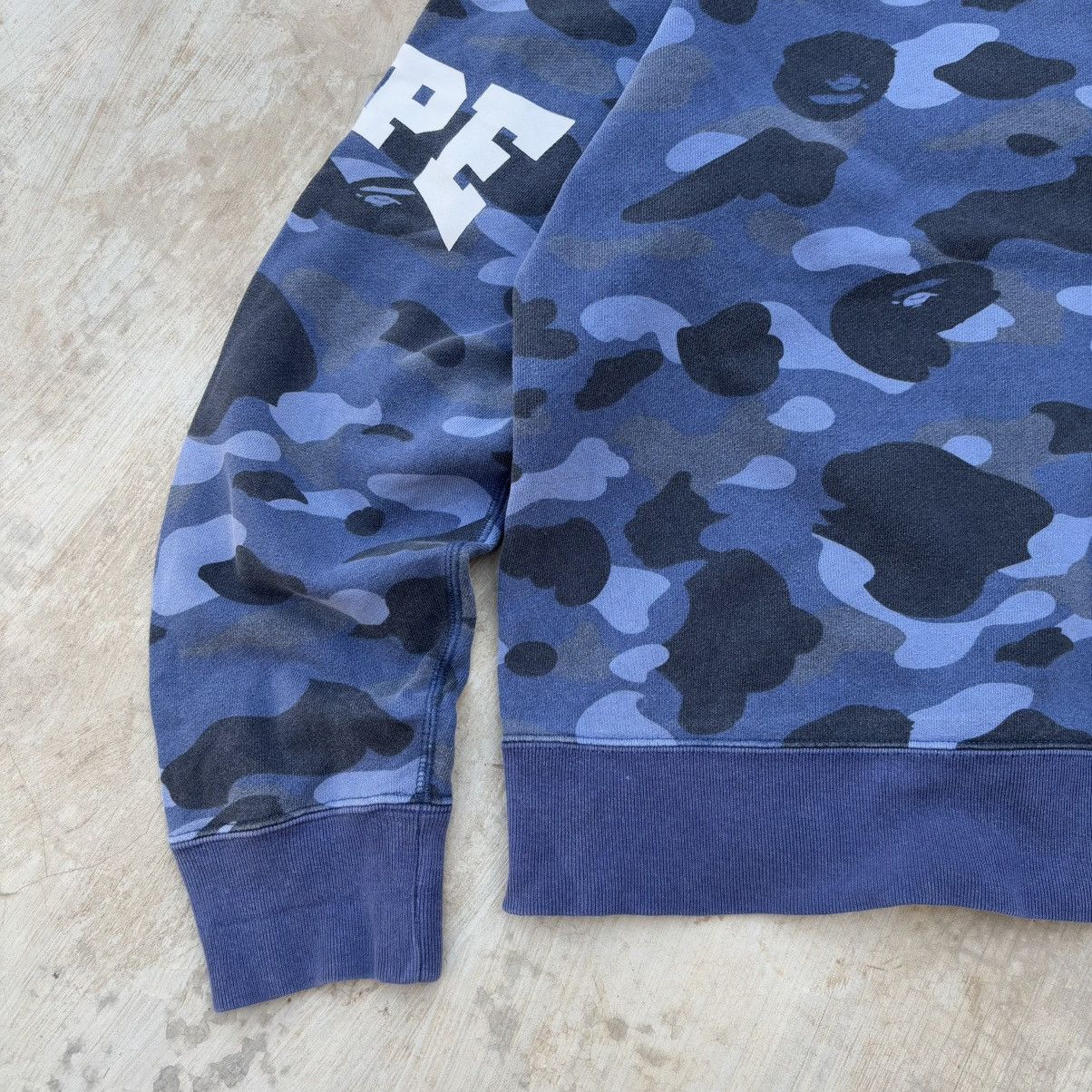 Bape Color Camo Crewneck Size US M / EU 48-50 / 2 - 3 Thumbnail