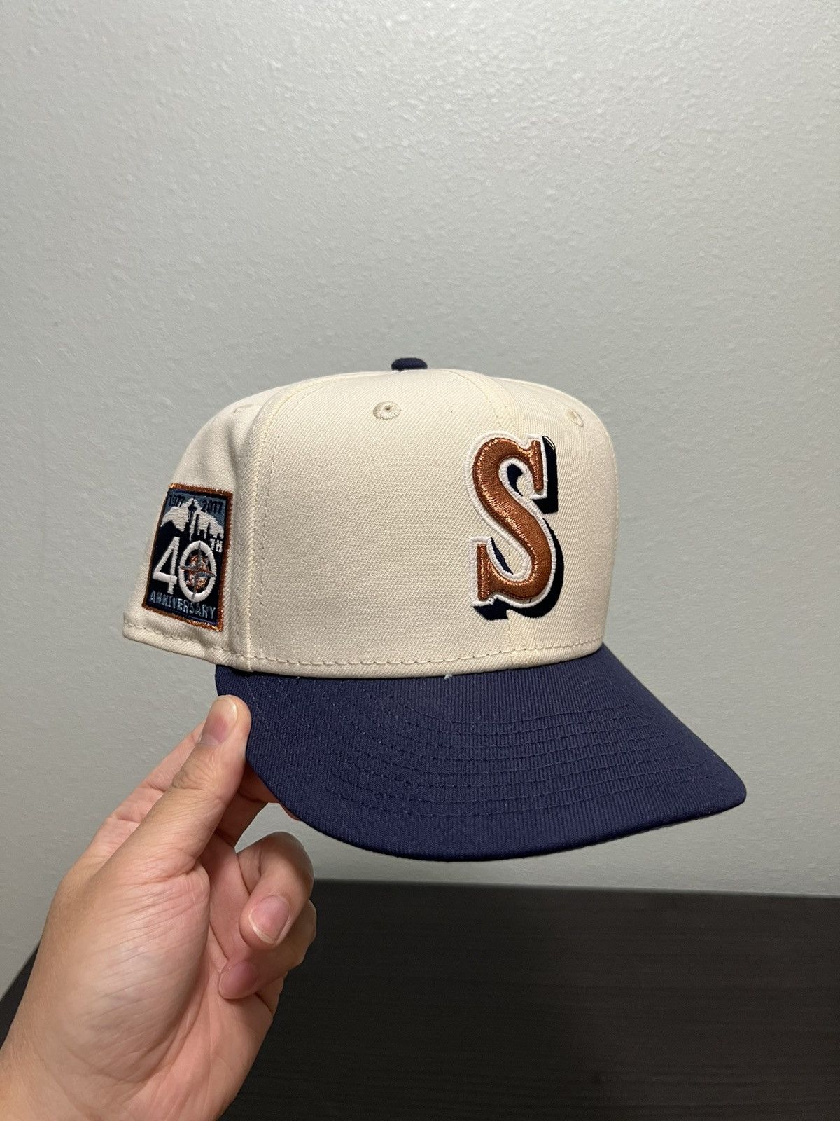 MLB × New Era Exclusive Seattle Mariners “Stadium Tour” Size 3/8 Size ONE SIZE - 1 Thumbnail