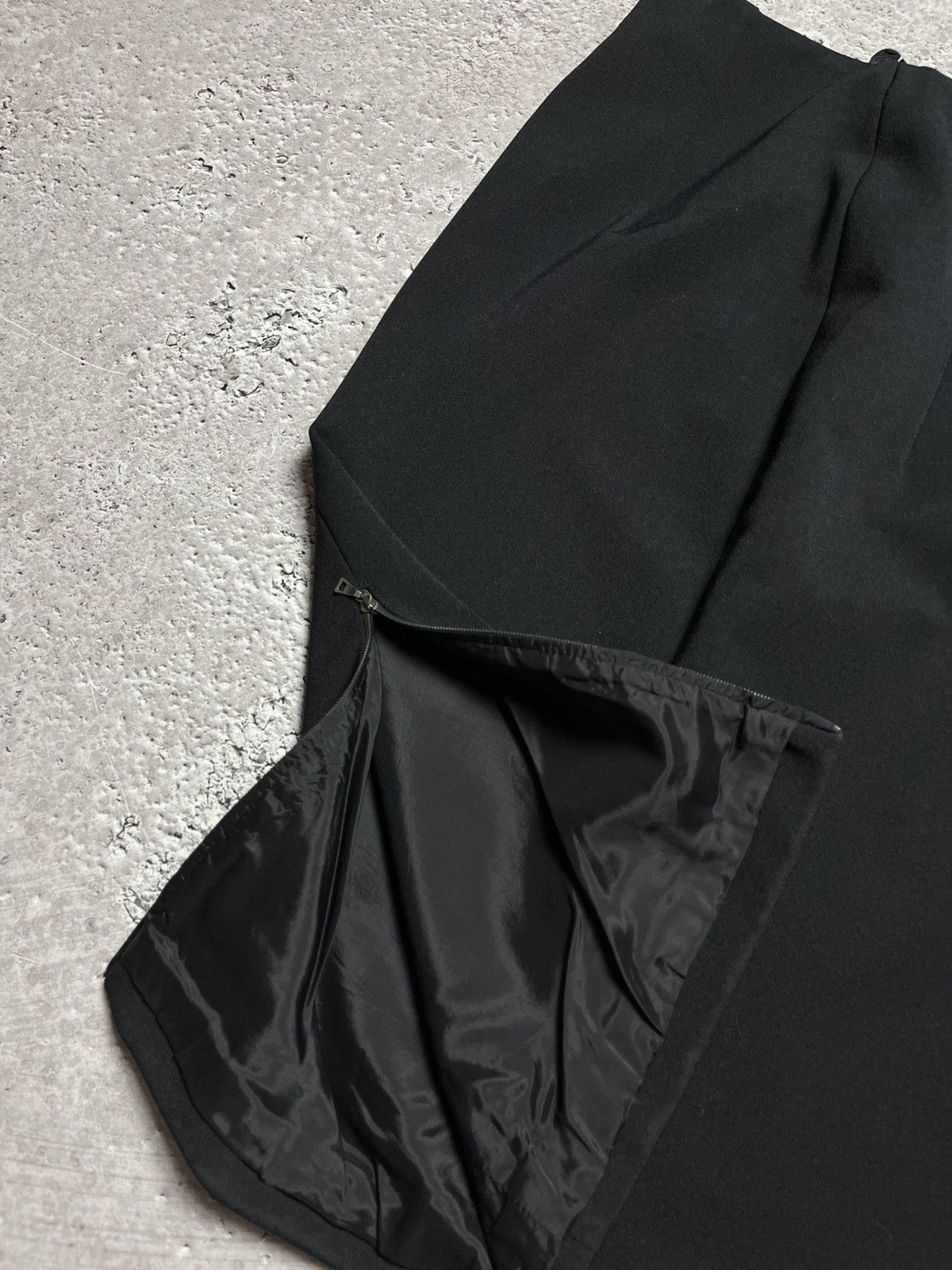 Prada × Vintage Prada Black Wool Blend Pencil Skirt Made in Italy Size 44 Size 30" / US 8 / IT 44 - 7 Thumbnail