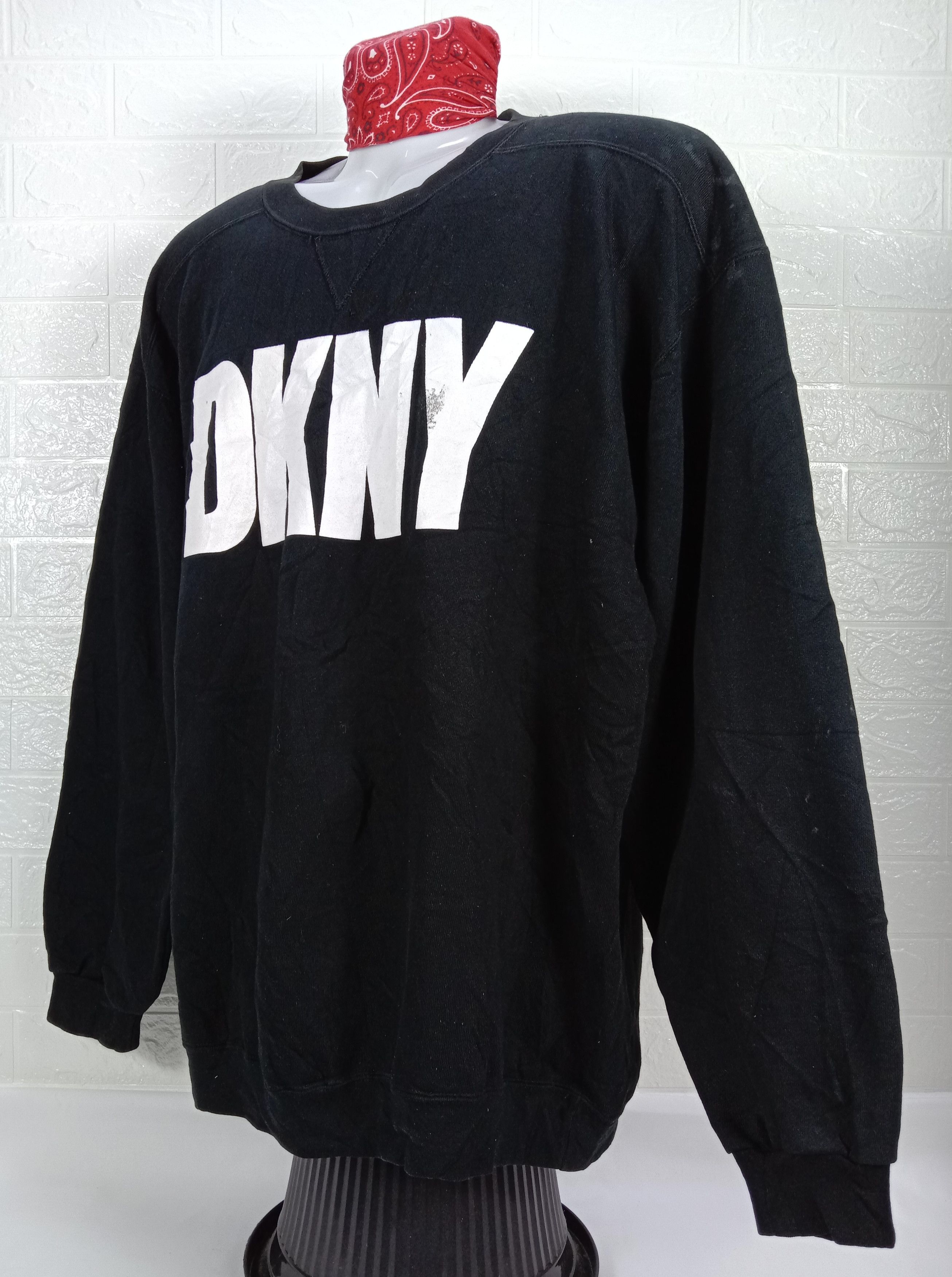 DKNY Vintage DKNY Big Logo Black Sweatshirt Size US XL / EU 56 / 4 - 3 Thumbnail