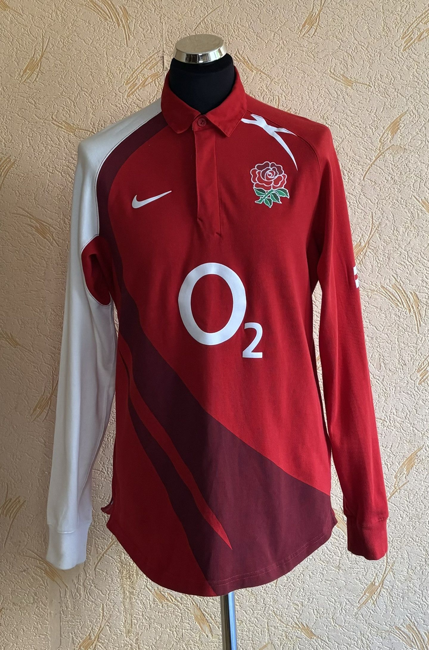 Nike England Rugby Nike o2 red long jersey Size. L Size US L / EU 52-54 / 3 - 1 Thumbnail
