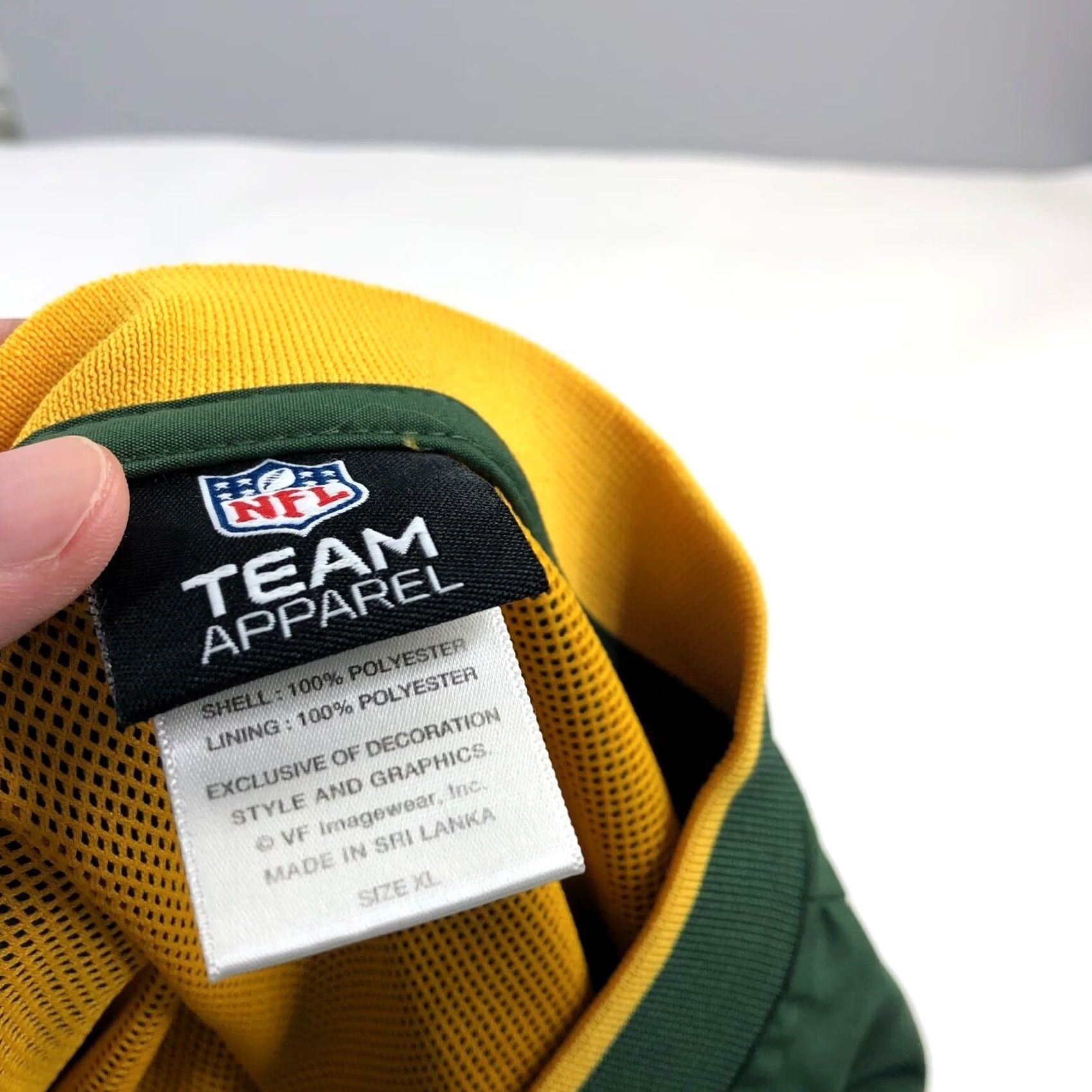 NFL NFL Team Apparel Green Bay Packers Pullover Jacket Men XL EUC Size US XL / EU 56 / 4 - 4 Thumbnail