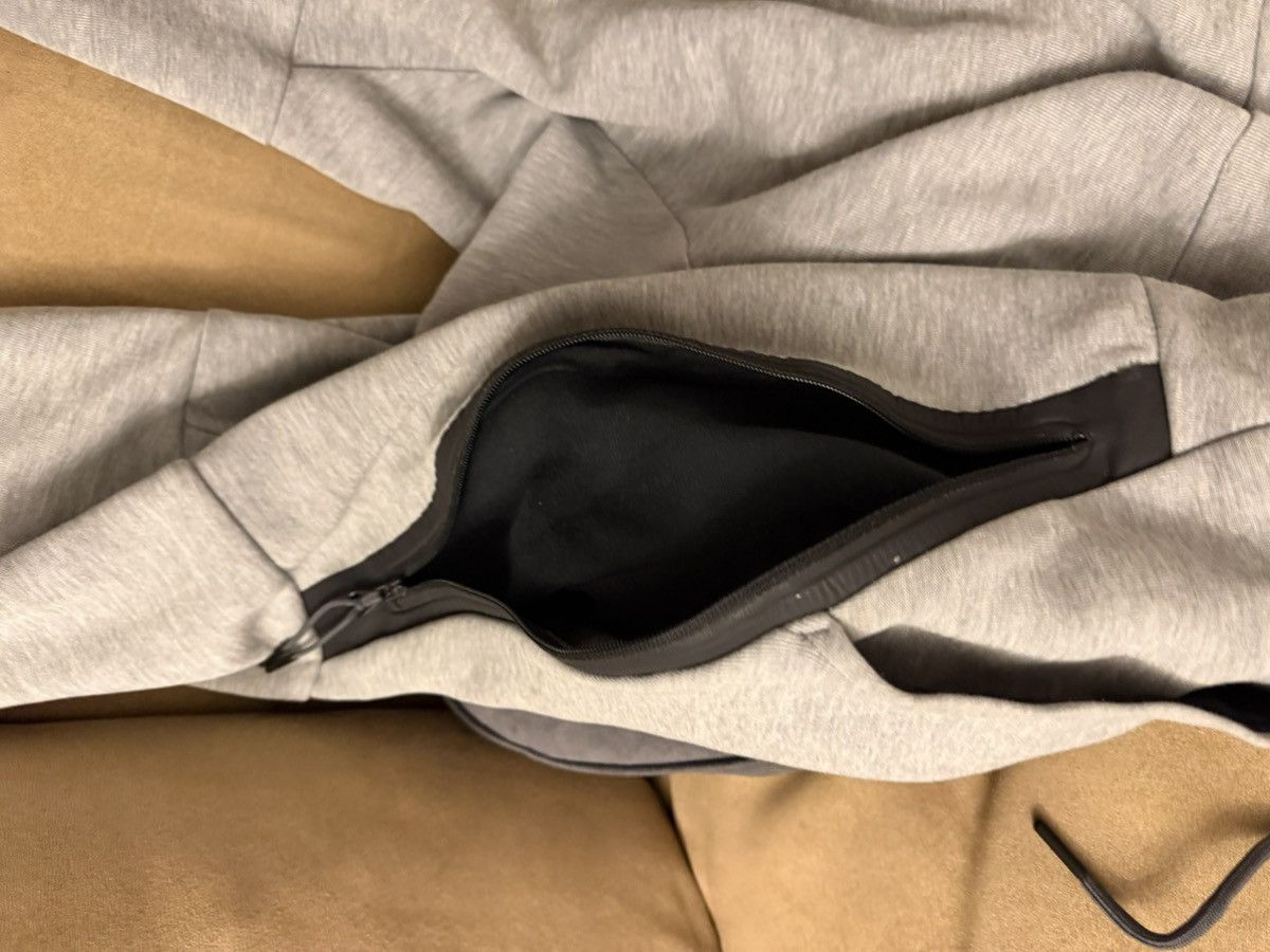 Nike Nike Tech Fleece Joggers (Gray M) Size US 32 / EU 48 - 3 Thumbnail