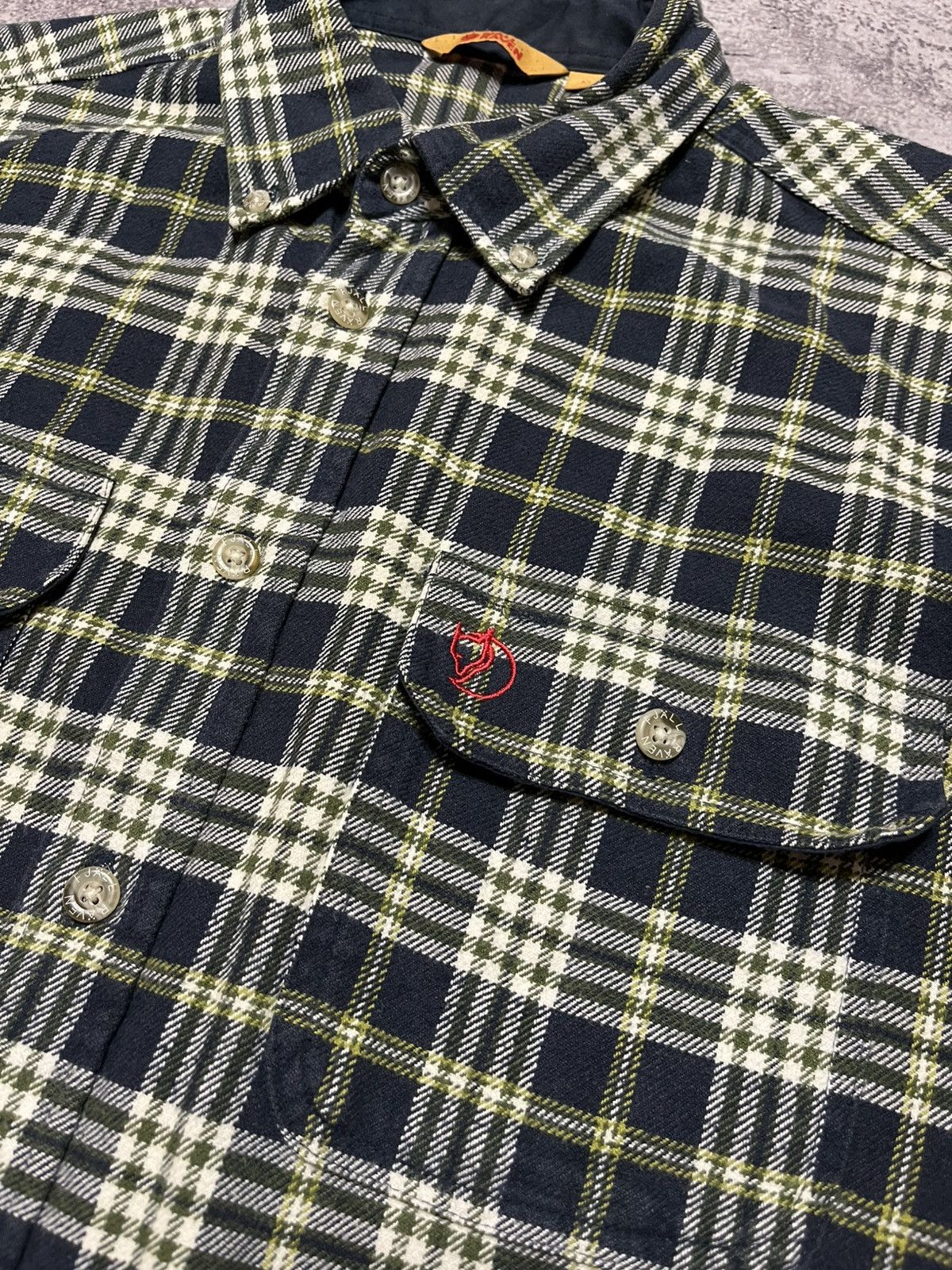 Fjallraven Fjallraven up button Duck shirt Size US M / EU 48-50 / 2 - 2 Thumbnail