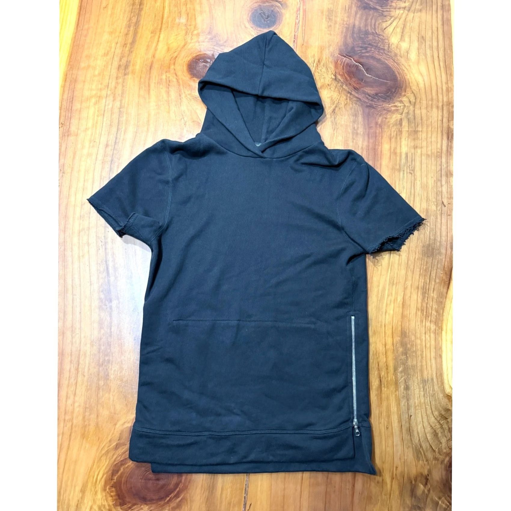 John Elliott John Elliott Sweatshirt Shirt L Men Short Sleeve Knit Crew Neck Logo Black Cotton Designer II10 Size US L / EU 52-54 / 3 - 2 Thumbnail
