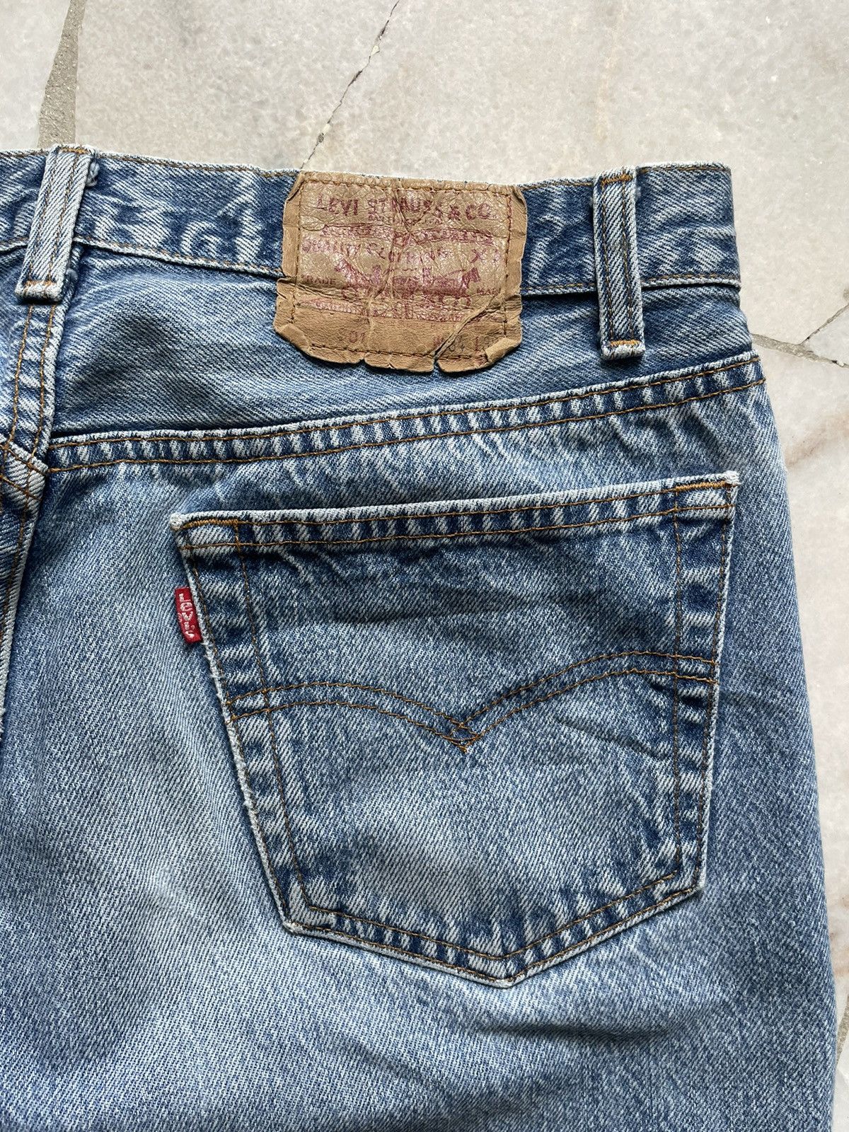 Levi's Vintage 80s Levis 501 light blue washed Jeans 32x30 Size US 32 / EU 48 - 8 Thumbnail
