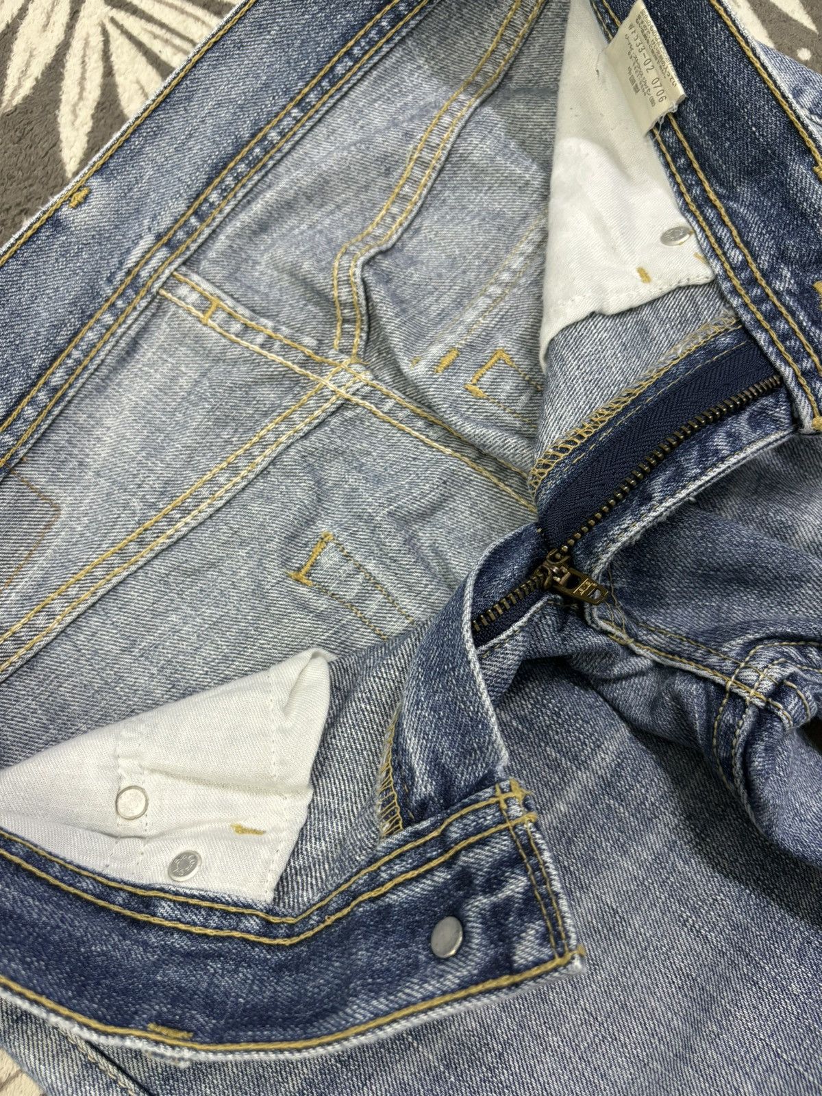 Levi's Vintage 2000s Levis Blue Washed Loose Fit Distressed Jeans Size US 29 - 19 Thumbnail
