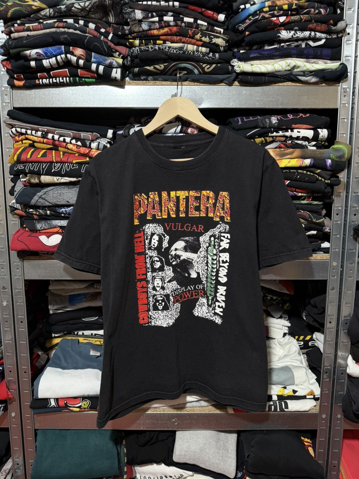 Vintage Vintage 1990’s Pantera Vulgar Display Of Power Rock T-Shirt Size US XL / EU 56 / 4 - 1 Thumbnail