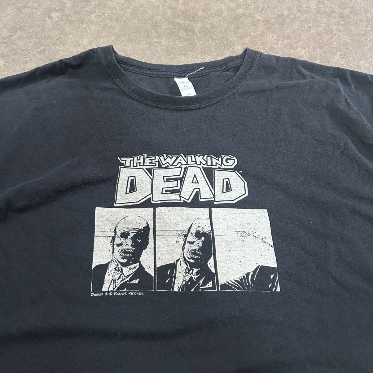 Gildan The walking dead comic head stab tee shirt Size US XL / EU 56 / 4 - 4 Thumbnail