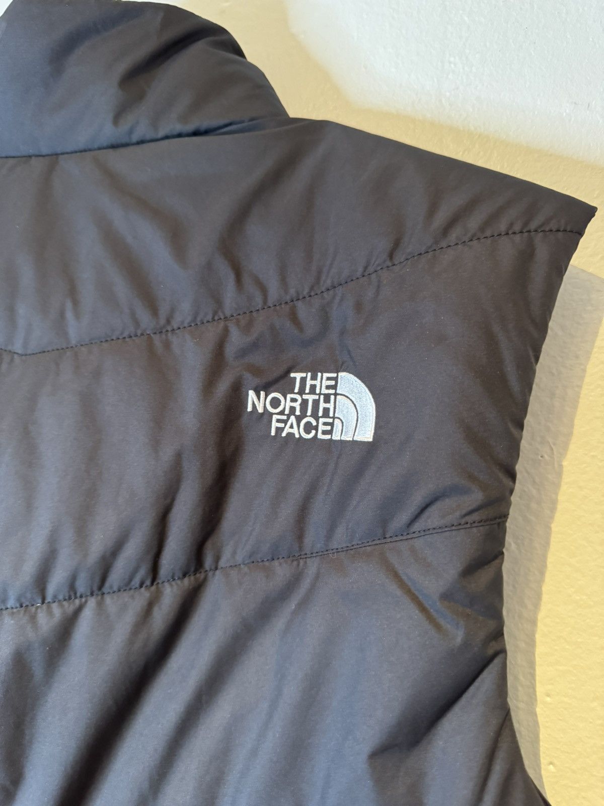 The North Face The North Face Men's Size M Junction Vest Puffer Jacket Size US M / EU 48-50 / 2 - 5 Thumbnail