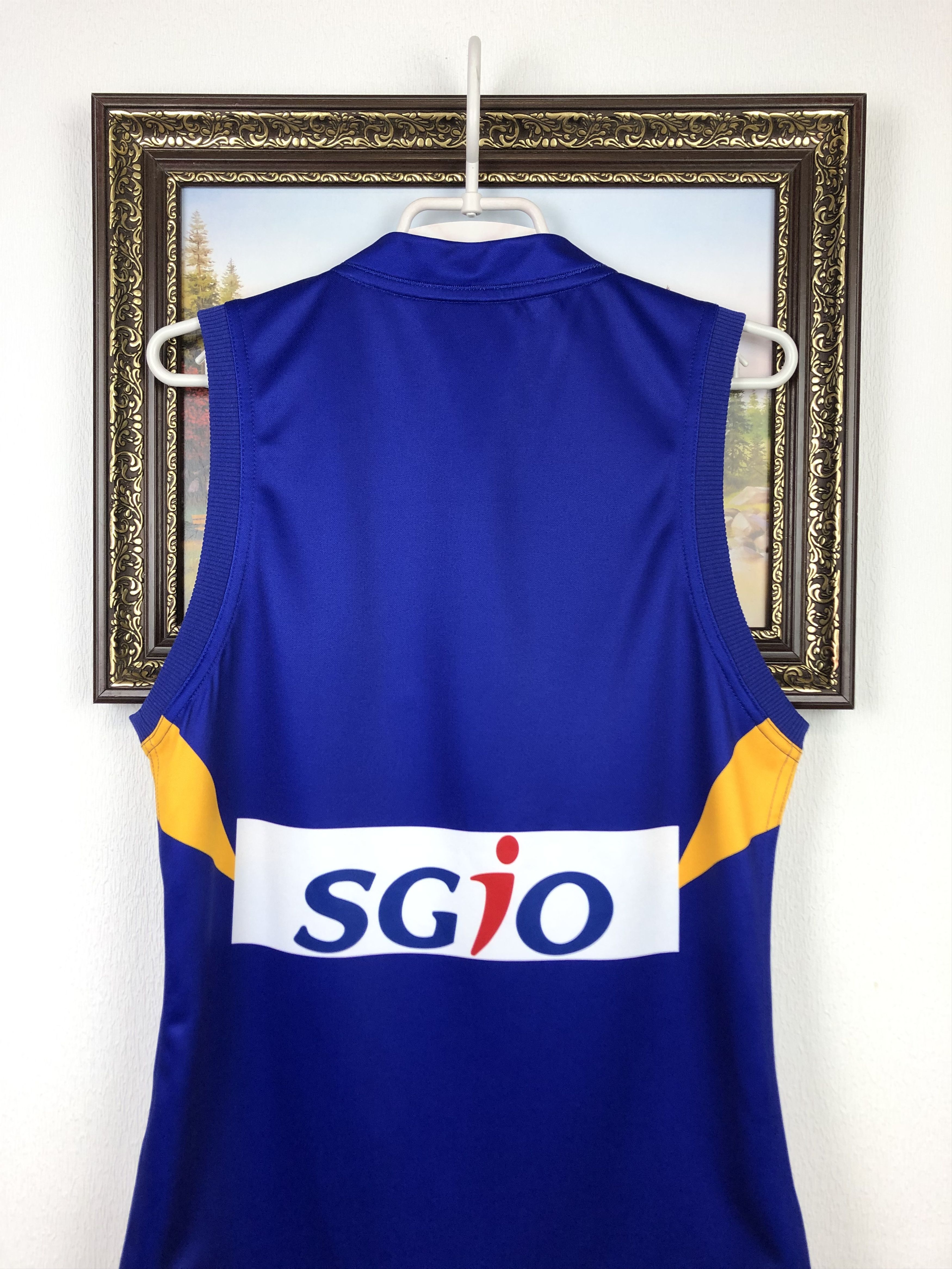 Vintage Vintage Puma West Coast Eagles Football Club AFL Jersy Shirt Size US S / EU 44-46 / 1 - 11 Thumbnail