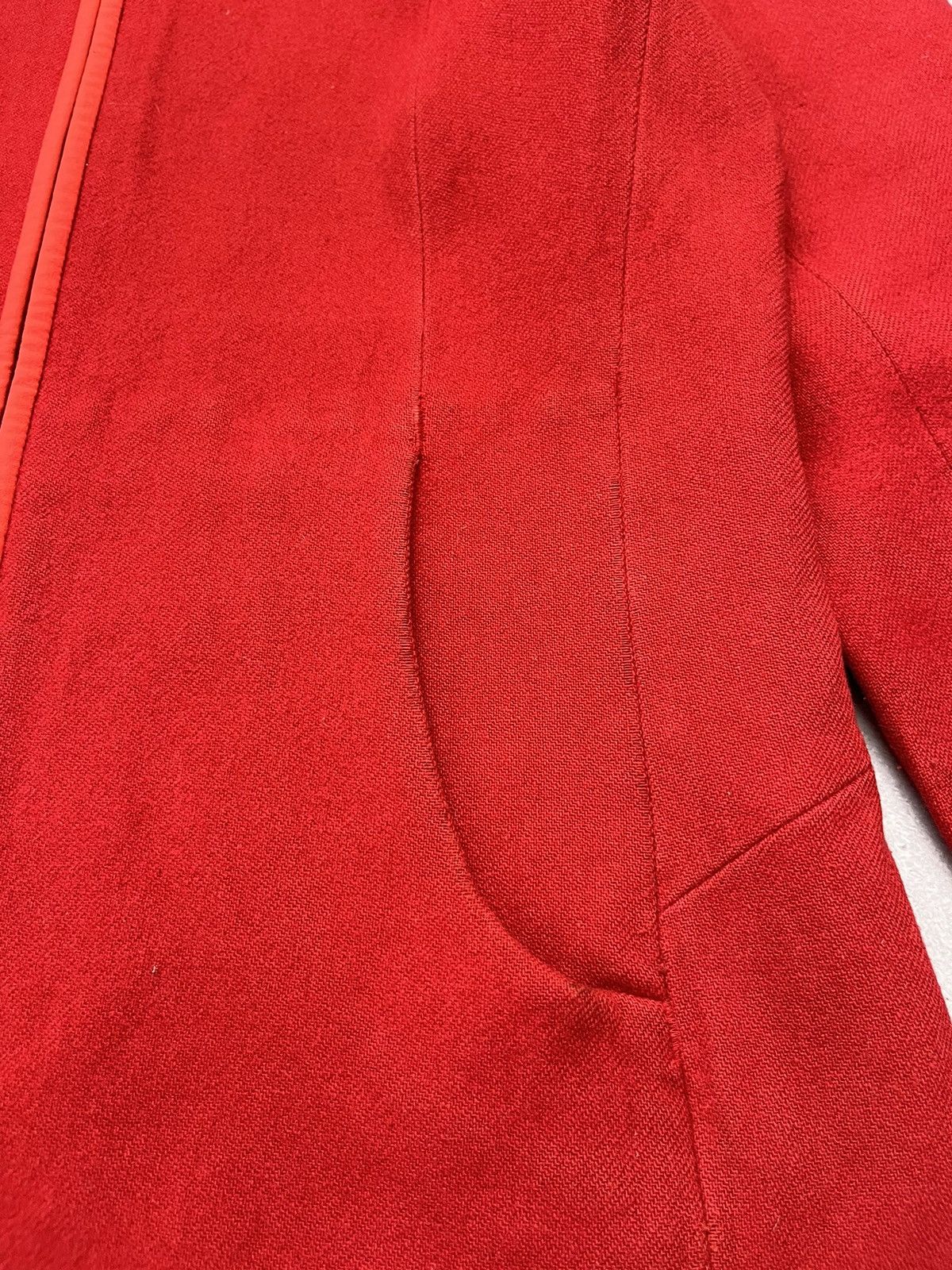Arc'teryx Women’s Arc’teryx Hooded Long Jacket Red Softshell Size M Size M / US 6-8 / IT 42-44 - 3 Thumbnail